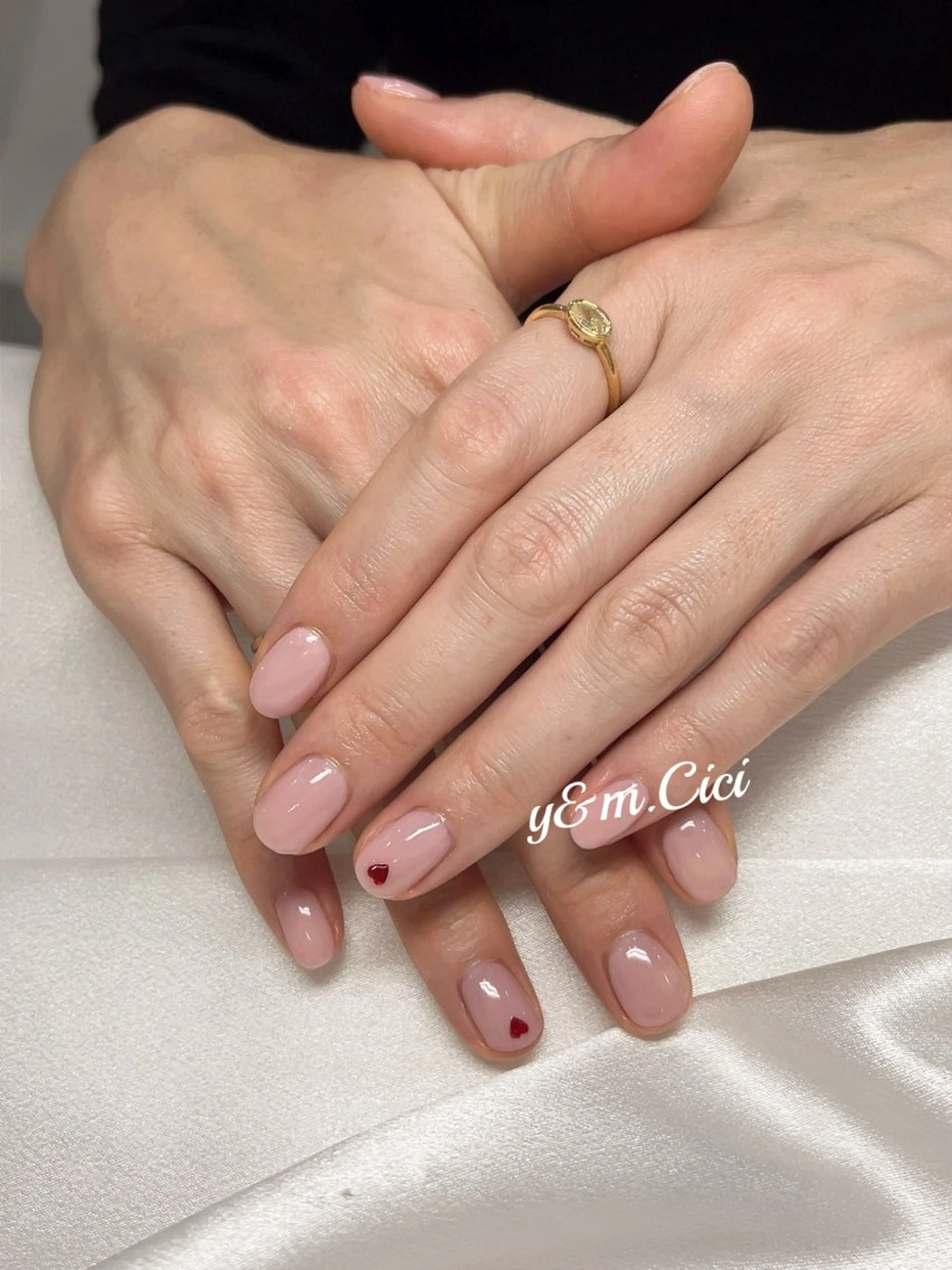 ネイル Ui_Amor (パラジェル)のネイルデザイン