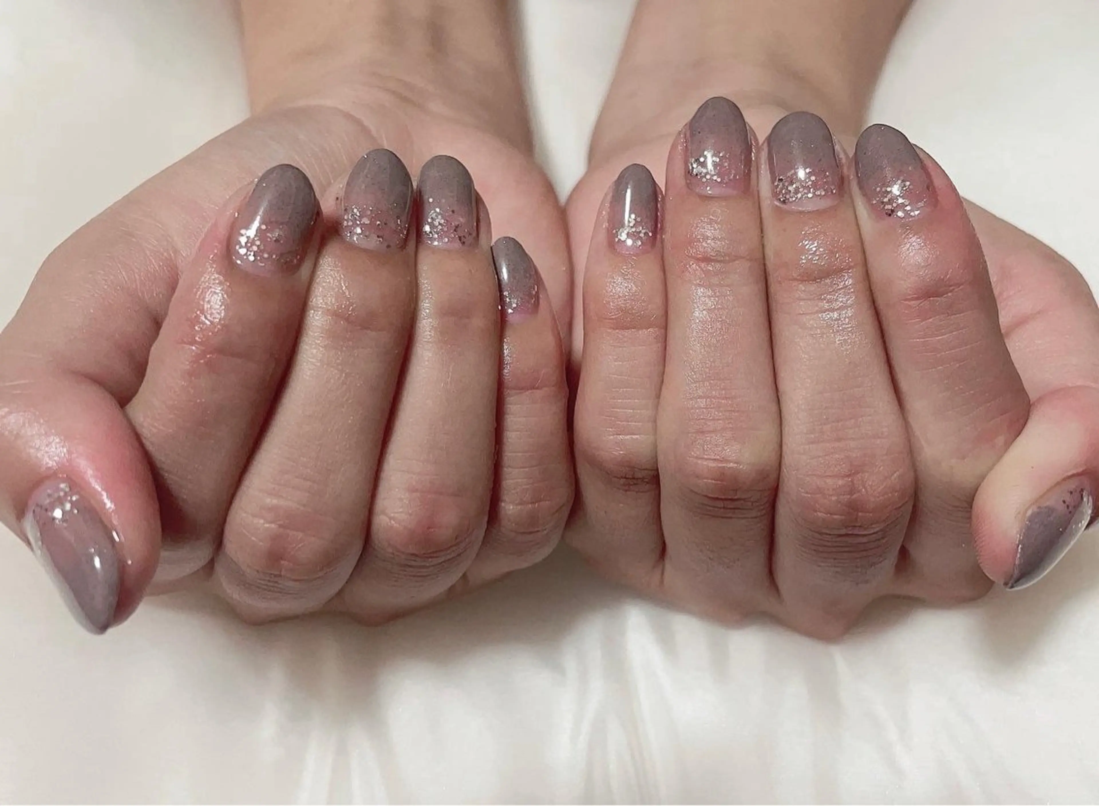 ネイル グラデーション オフィスネイル 小野 優海のネイルデザイン