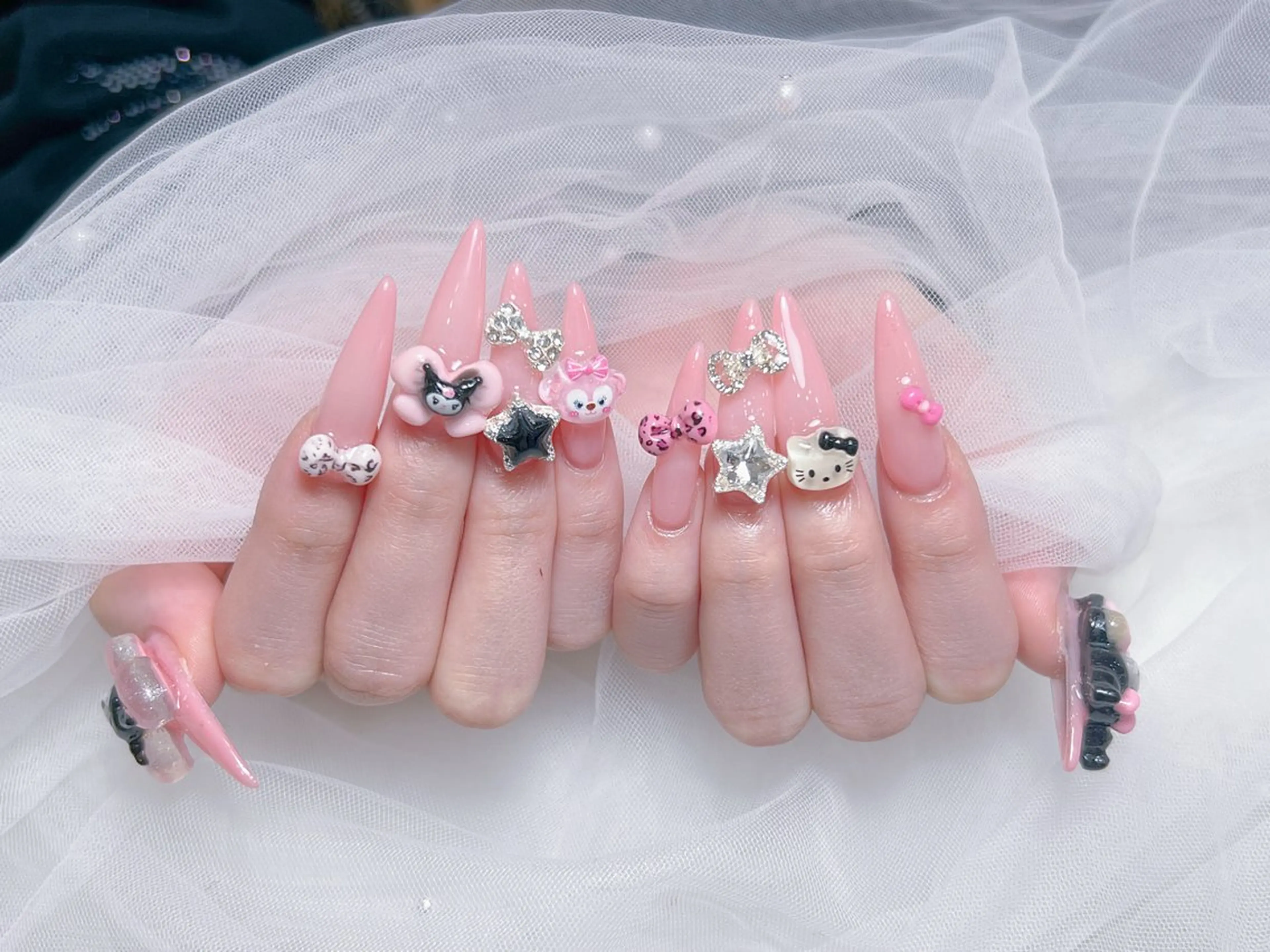 ネイル アートネイル オーロラネイル チークネイル 長さ出し フットネイル Miya_nail所属・Miya _nailのネイルデザイン