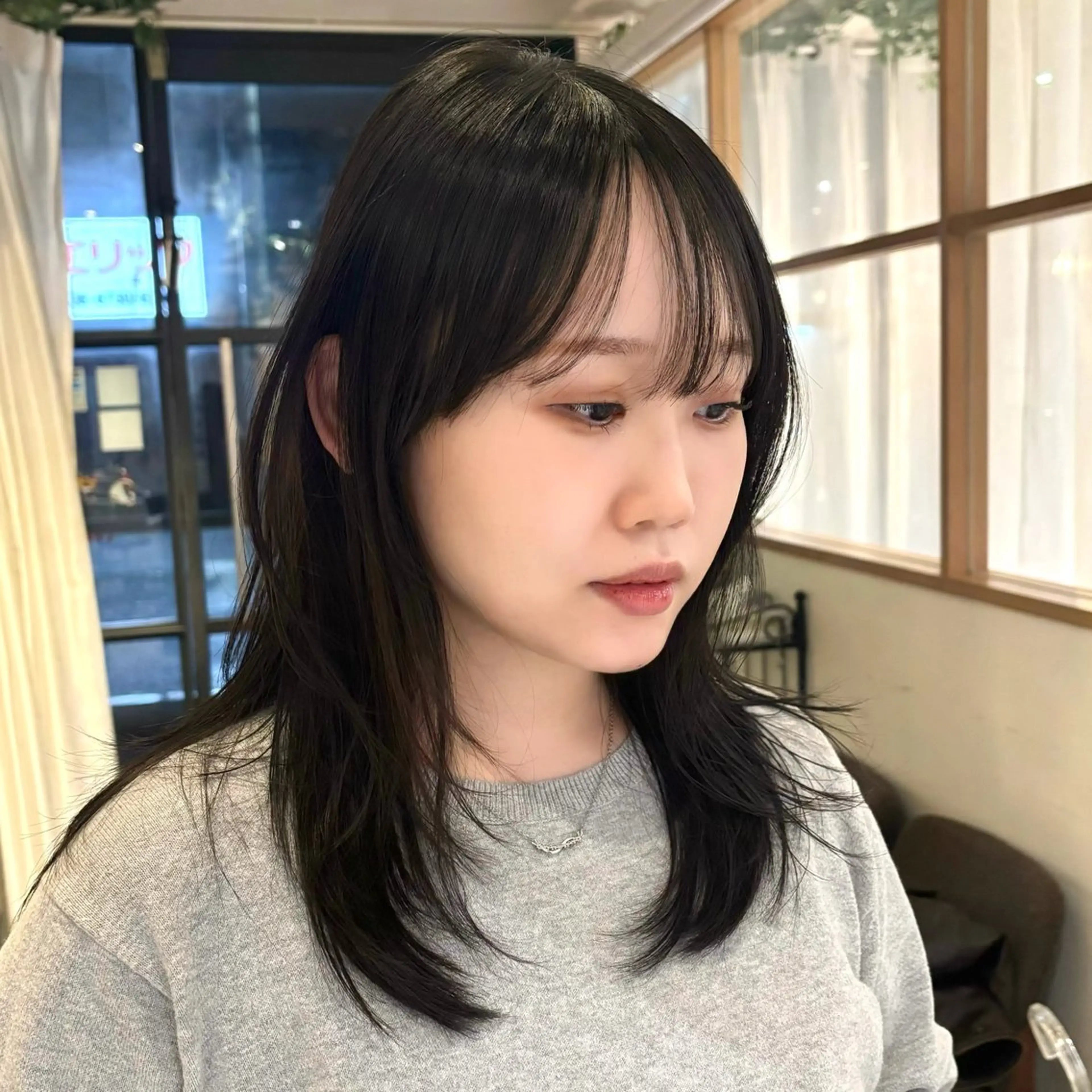 ミディアム カラー ハッシュカット カット ヘアカラー MASHU Grandvase所属・めい/透明感カラー /レイヤー/ボブのヘアスタイル