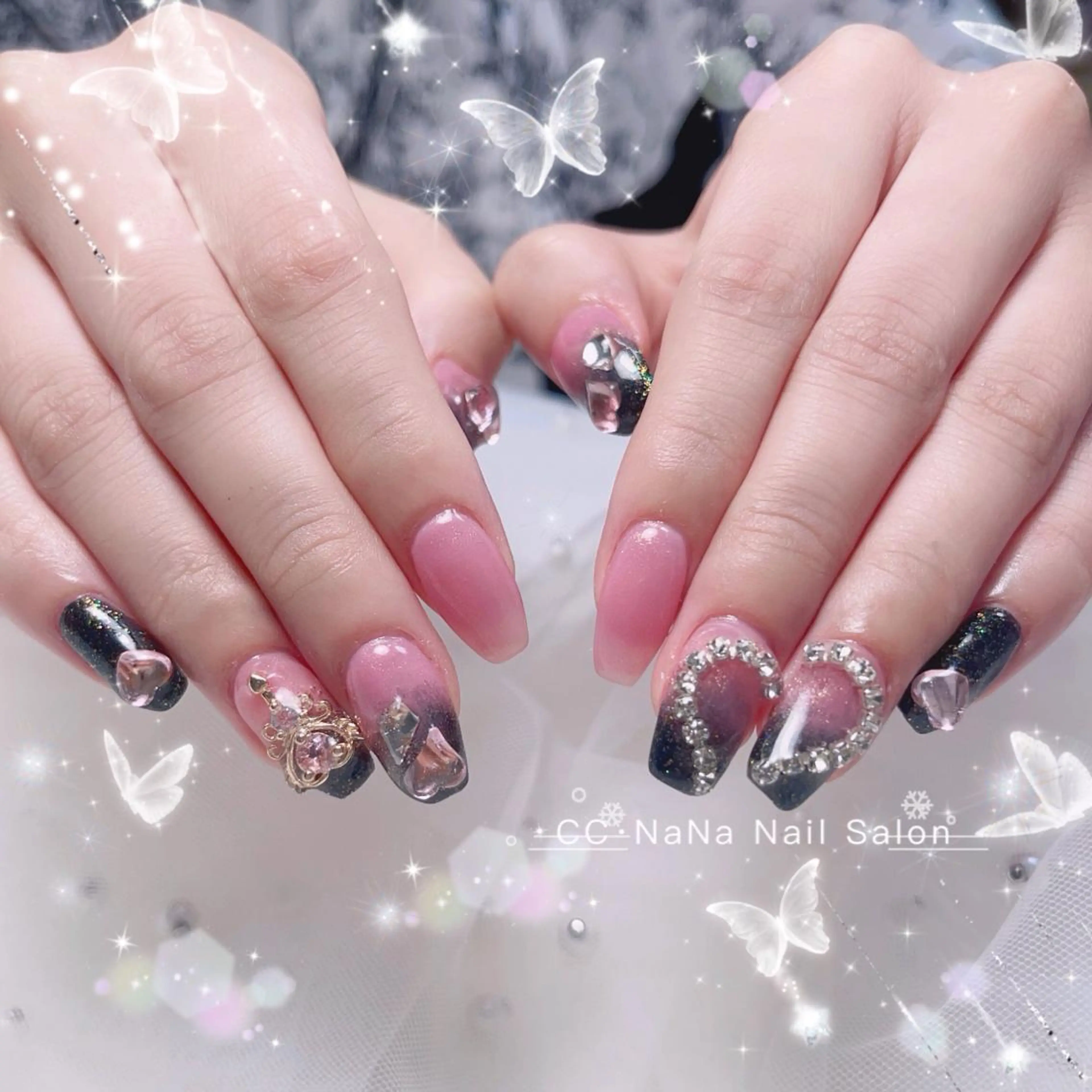 ネイル チークネイル フラッシュネイル ハート キラキラネイル 韓国ネイル ハンドネイル CCNaNaスカルプ 長さだし専門💎Yoのネイルデザイン