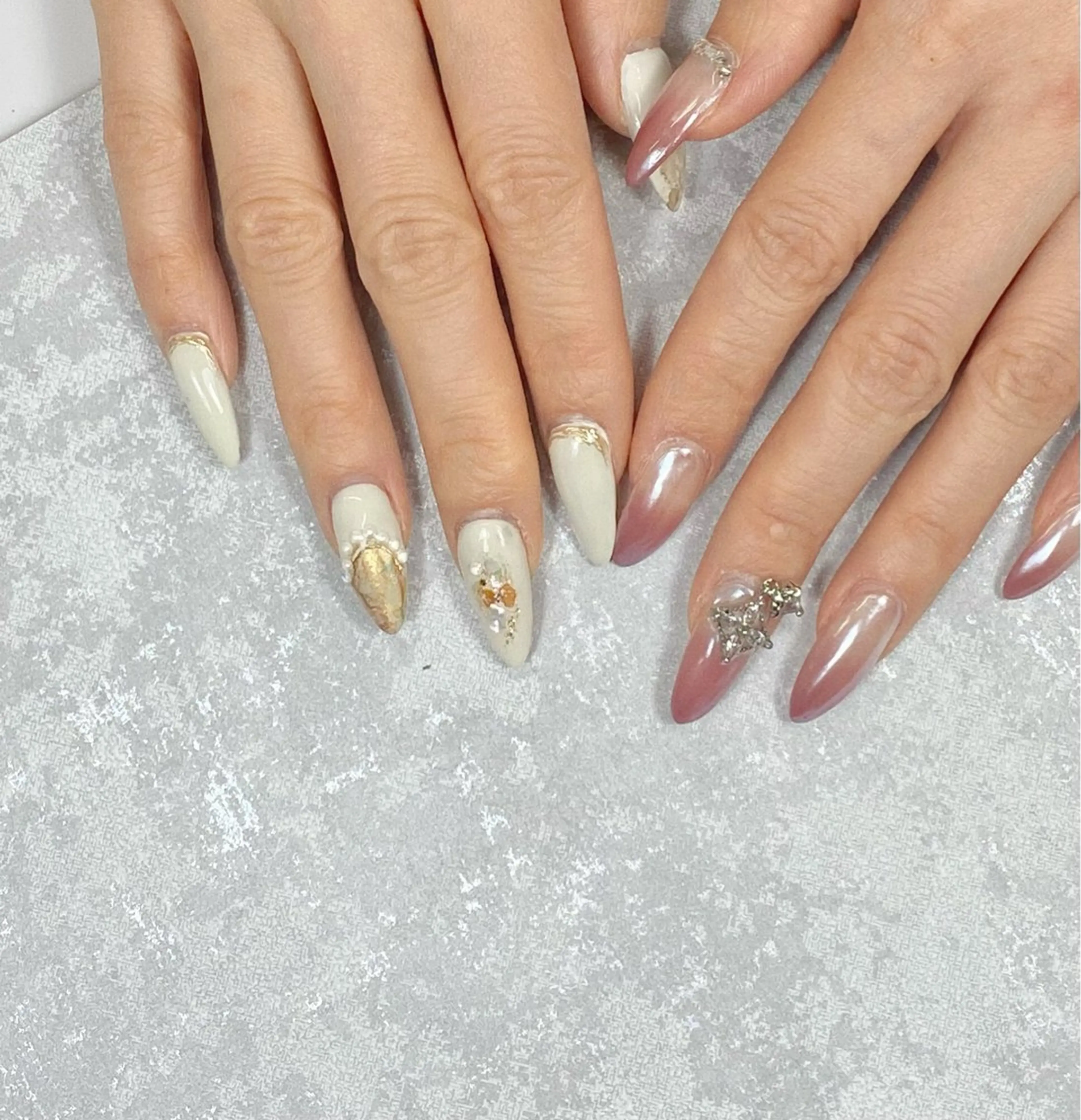 ネイル ハンドネイル ハンドケア ♡Ellie ♡のネイルデザイン