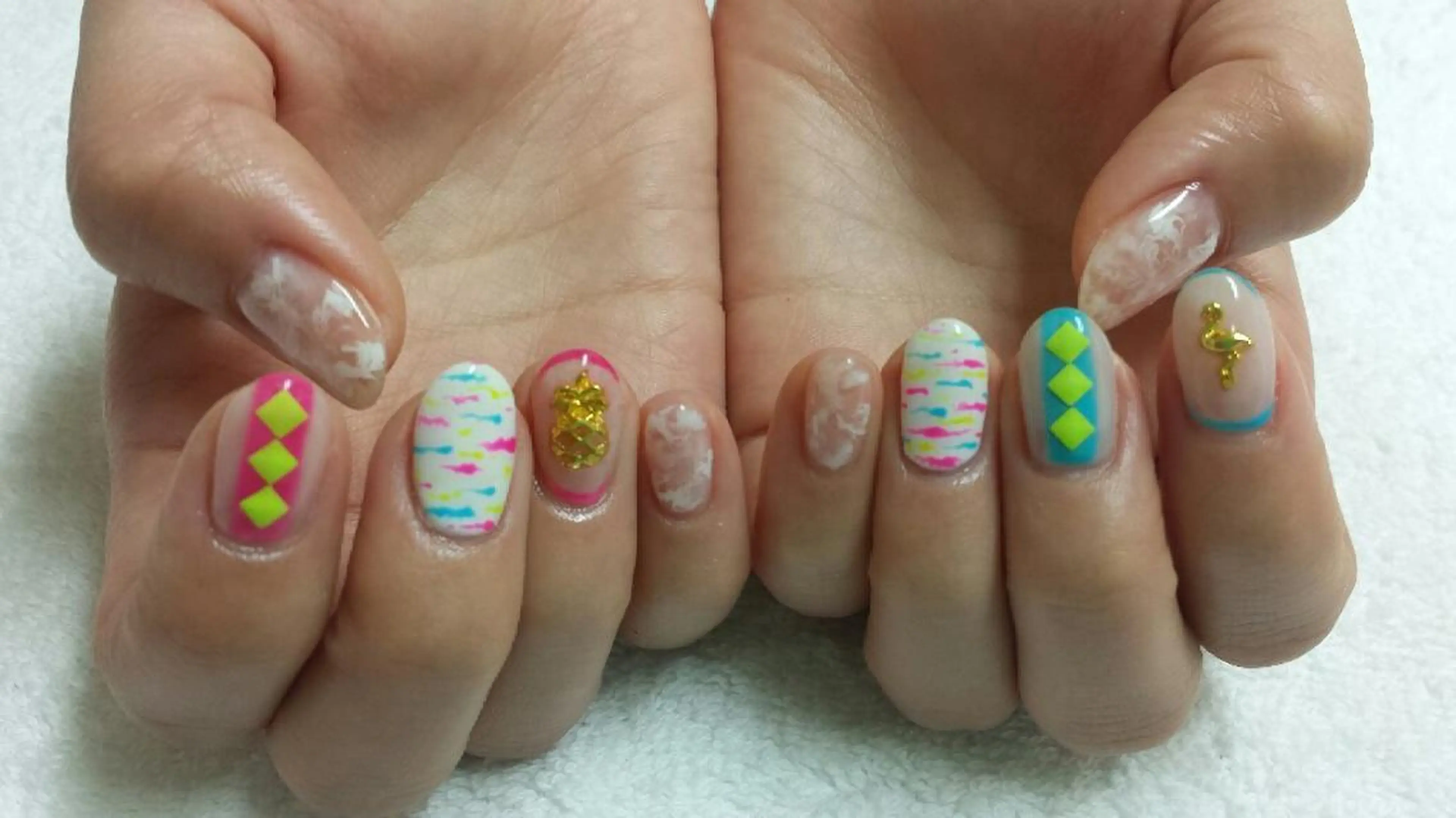 ネイル 河野ちえ (雑誌掲載サロン)のネイルデザイン