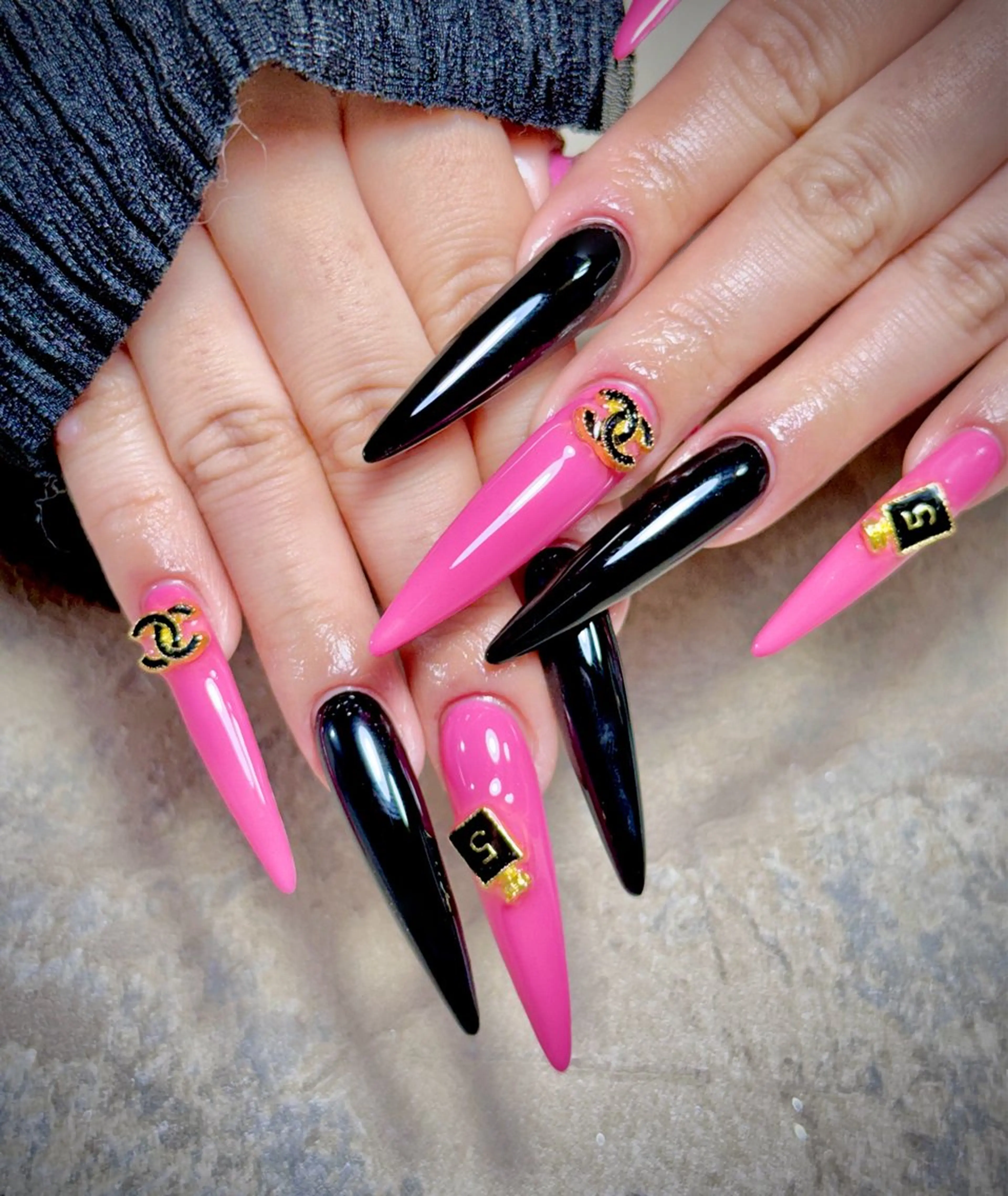 ロング ハンドネイル Rola kira nail salon所属・Rola kira 麗のネイルデザイン