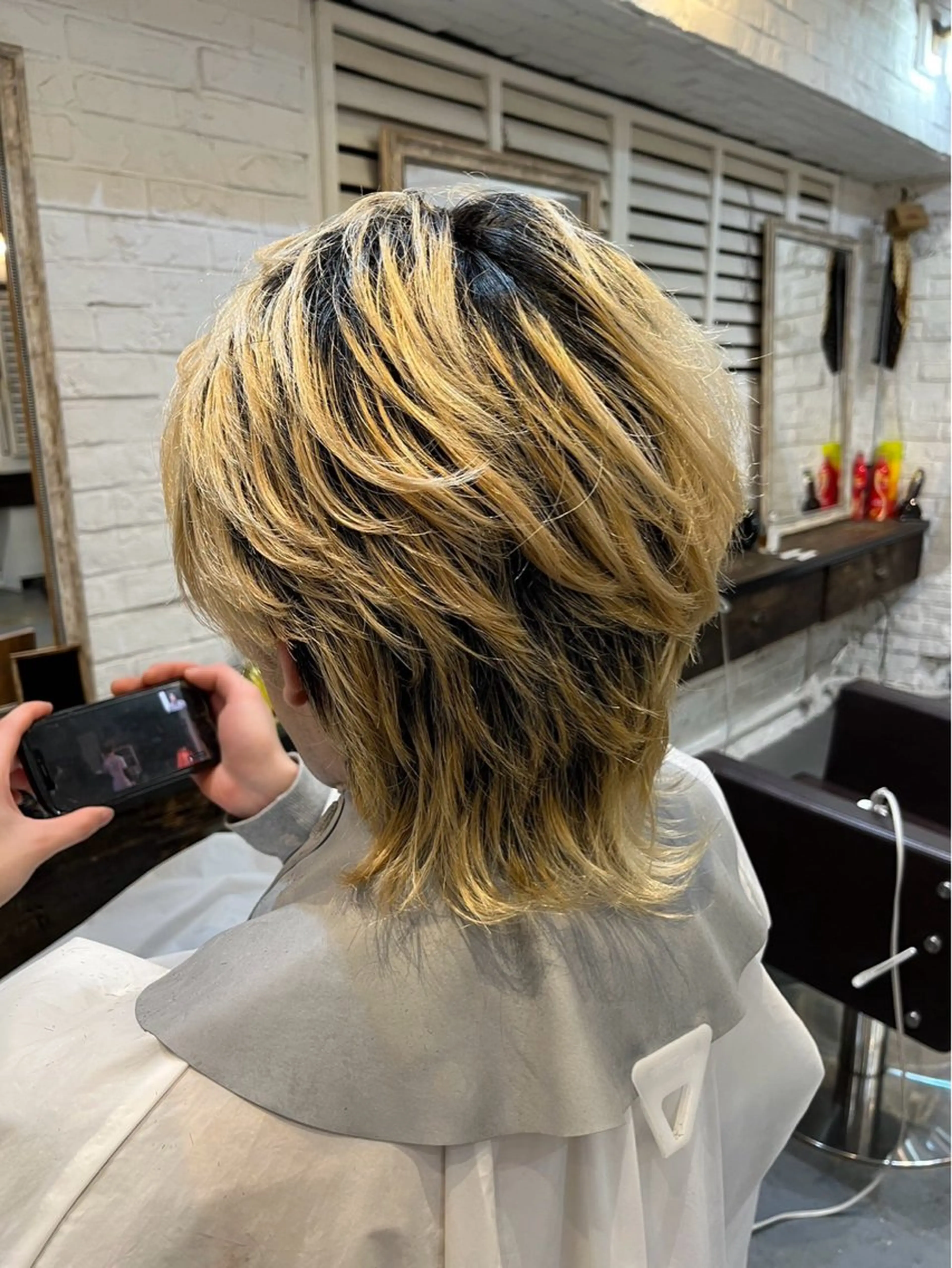 ショート メンズ センターパート ダウンパーマ フェードカット メンズハイライト メンズパーマ カット ヘアカラー トリートメント 💈メンズ特化💈 TASUKUのヘアスタイル