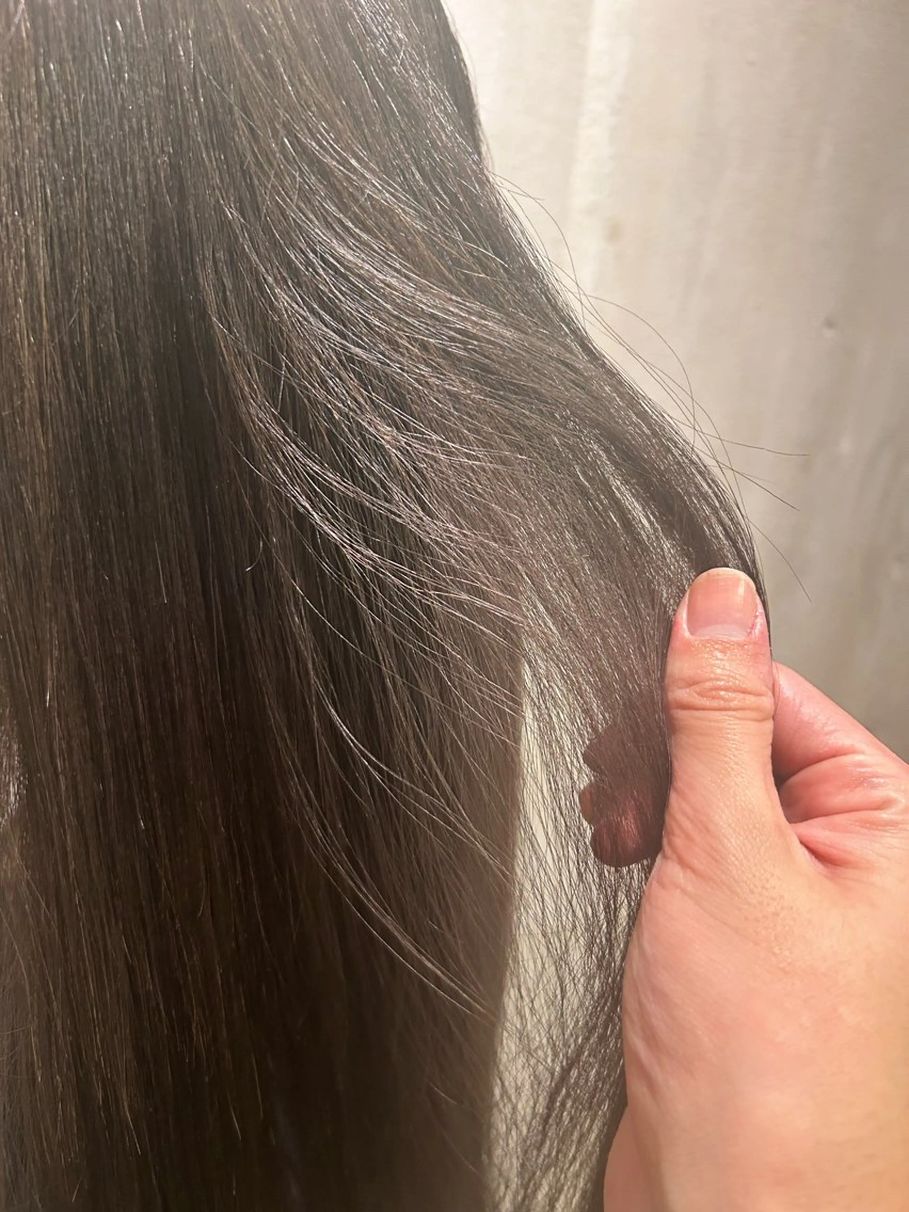 カラー tote. 成瀬晃のヘアスタイル