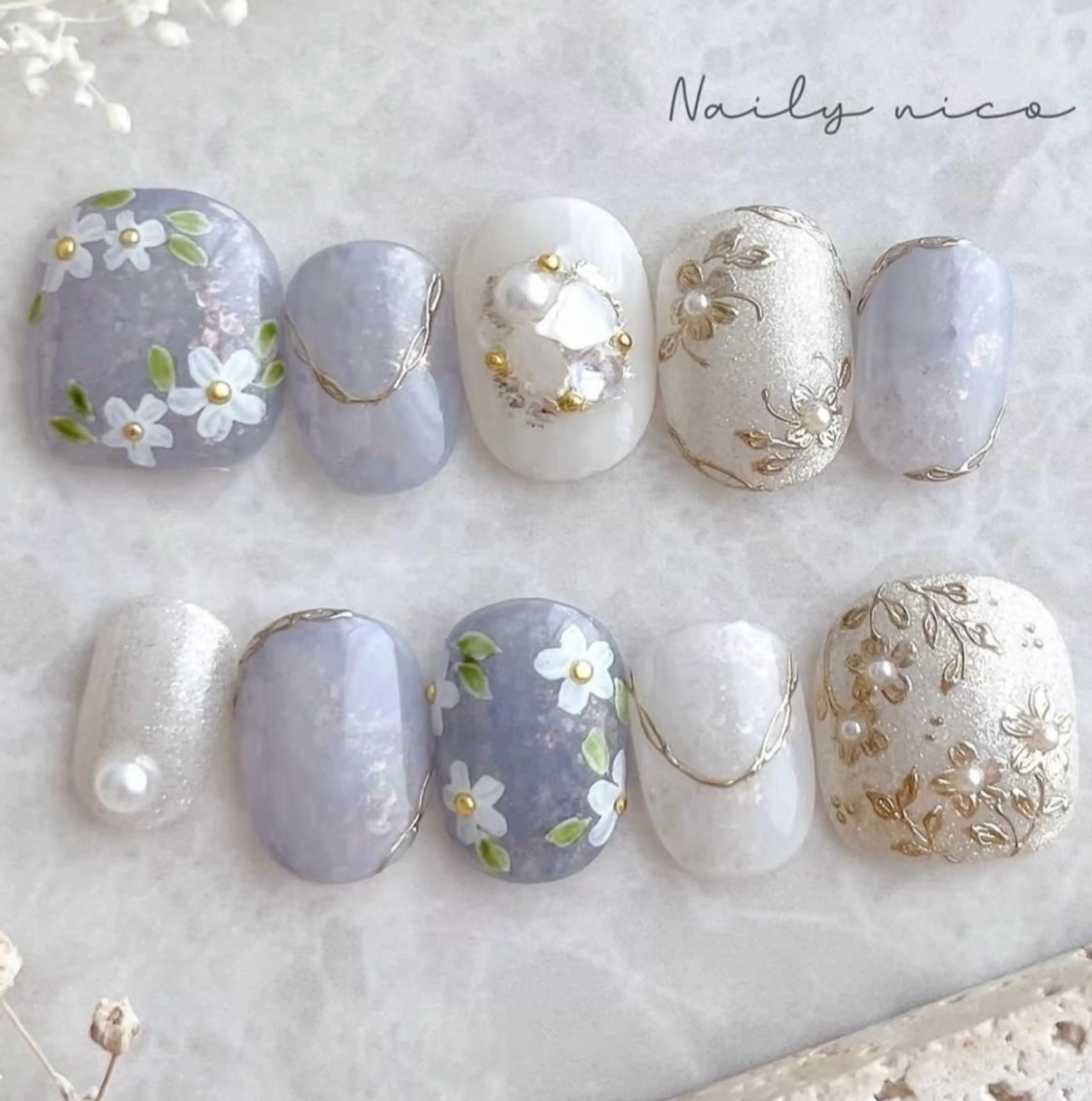 ネイル ハンドネイル キン グミのネイルデザイン