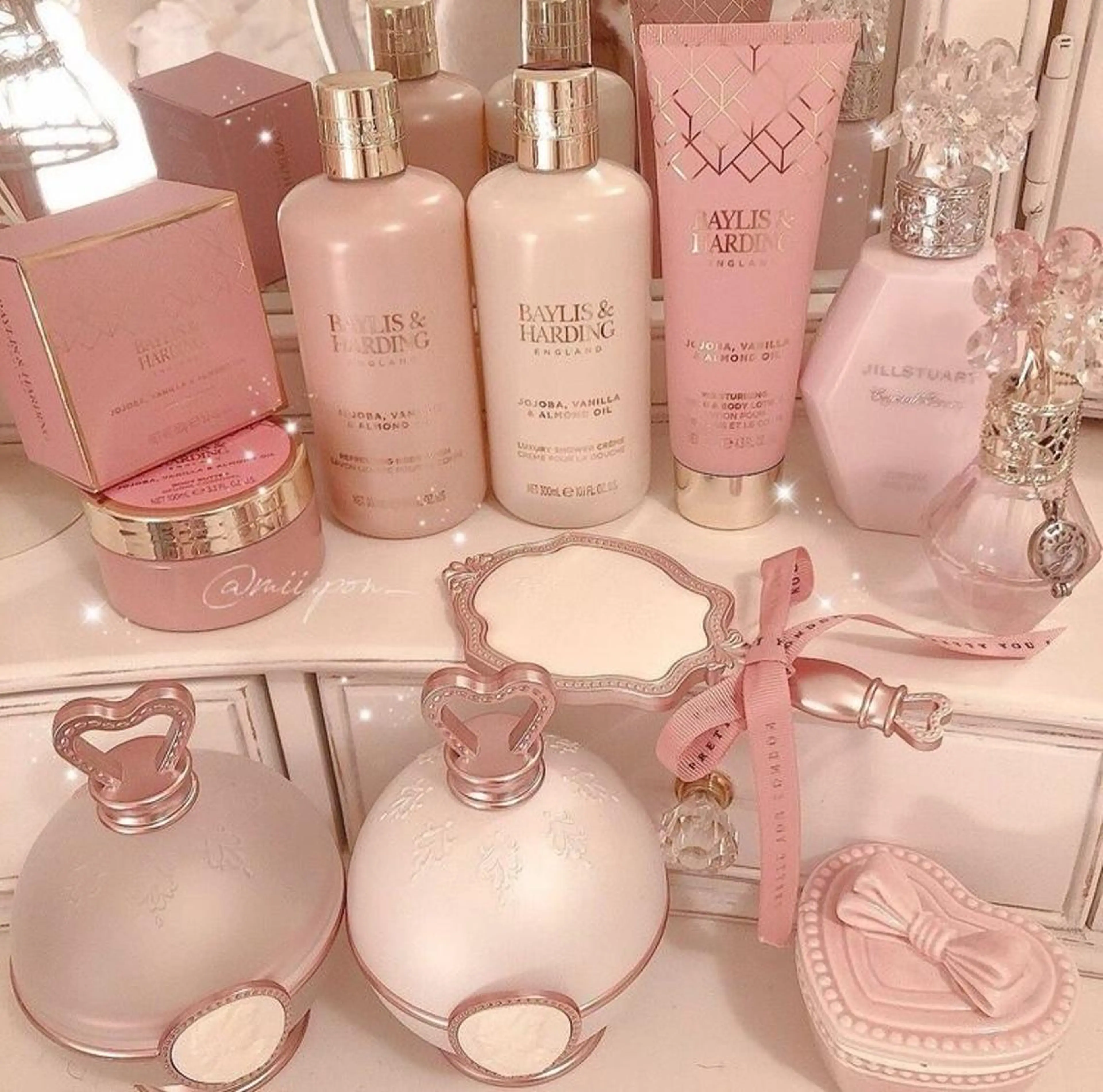 ∴Sanae. ∴ トータルビューティーのネイルデザイン