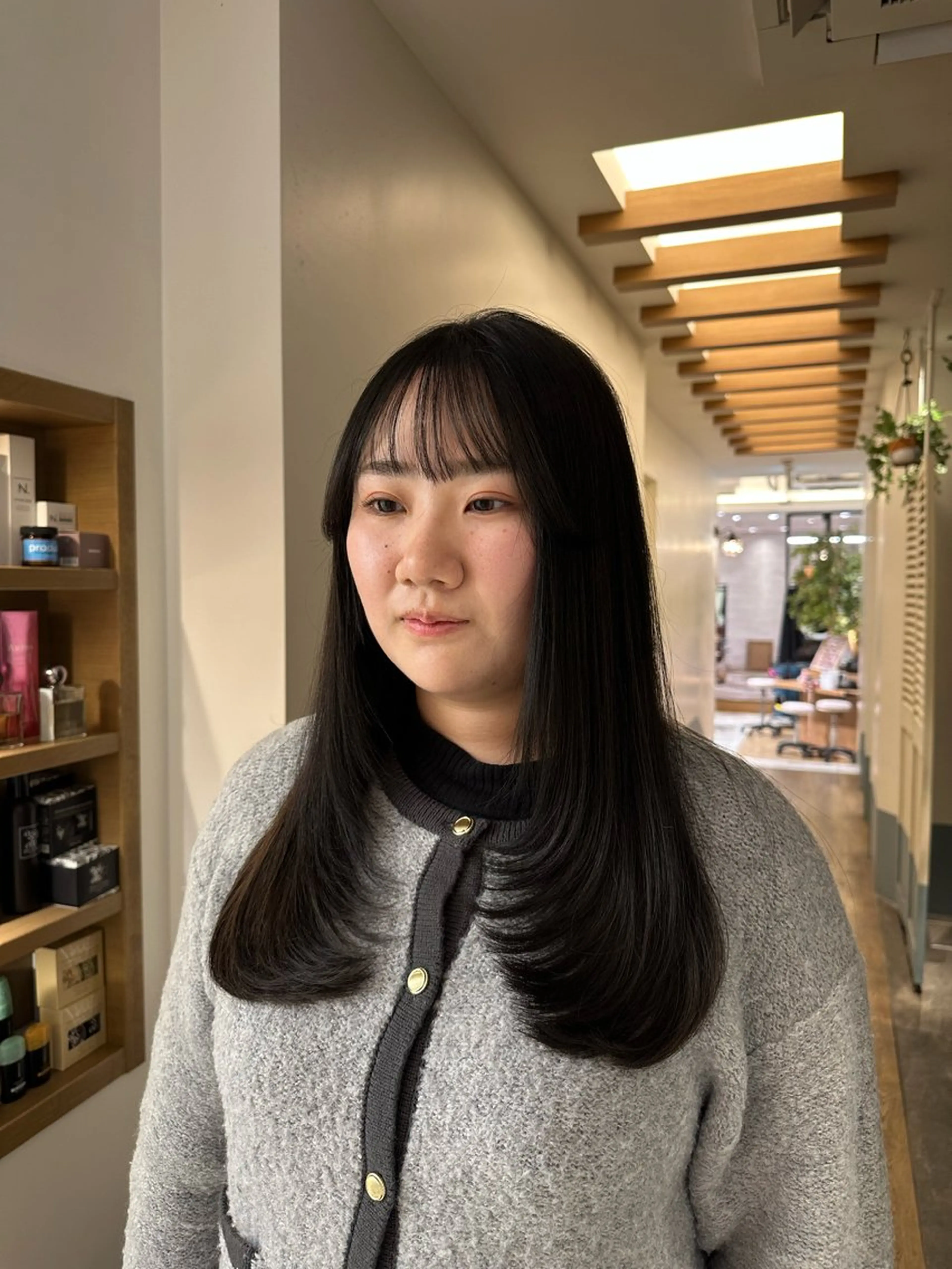 ロング 安丸 結夏のヘアスタイル