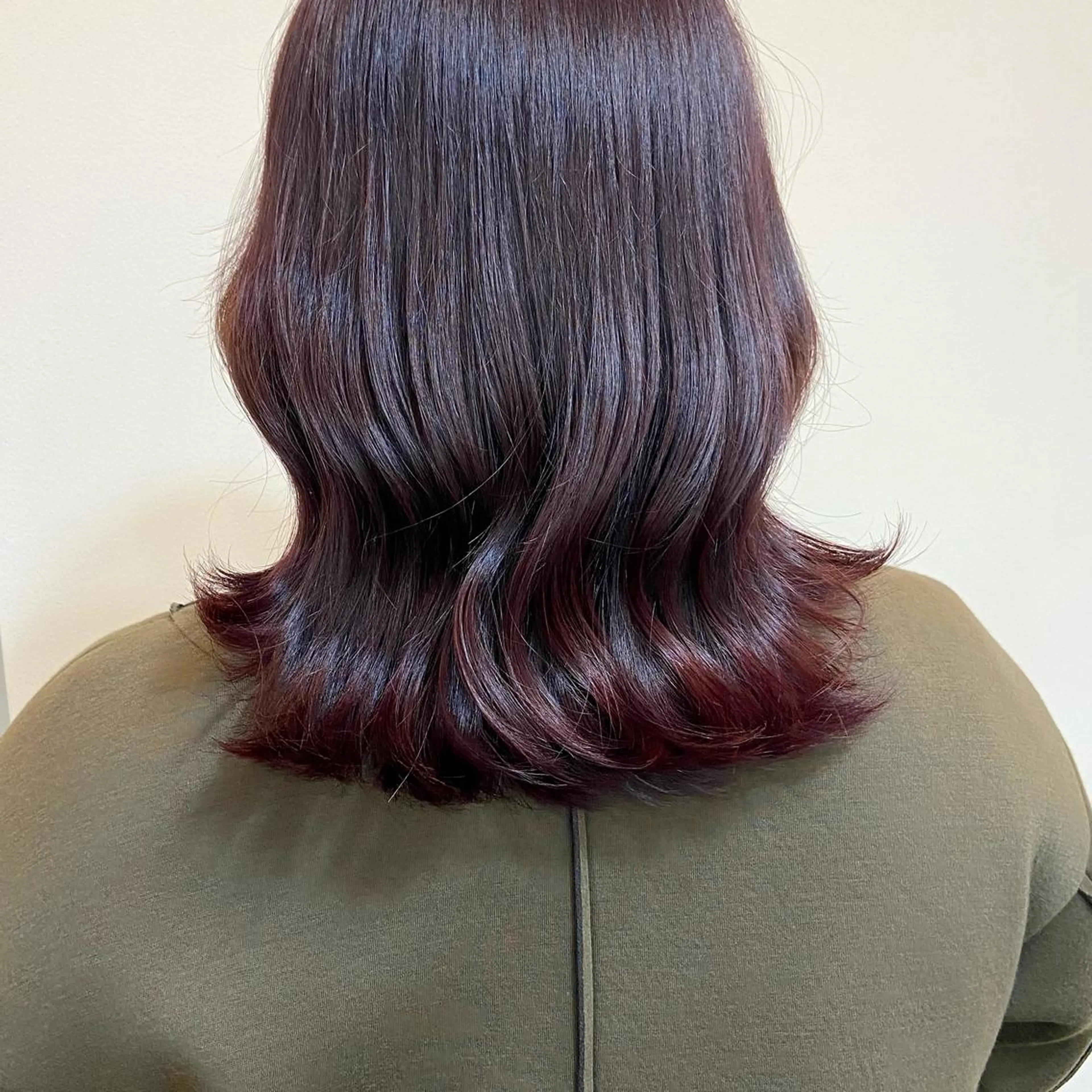 ミディアム カラー ベージュカラー ブリーチ ケアブリーチ 透明感カラー ダブルカラー mai 🎀 / 梅田美容室のヘアスタイル