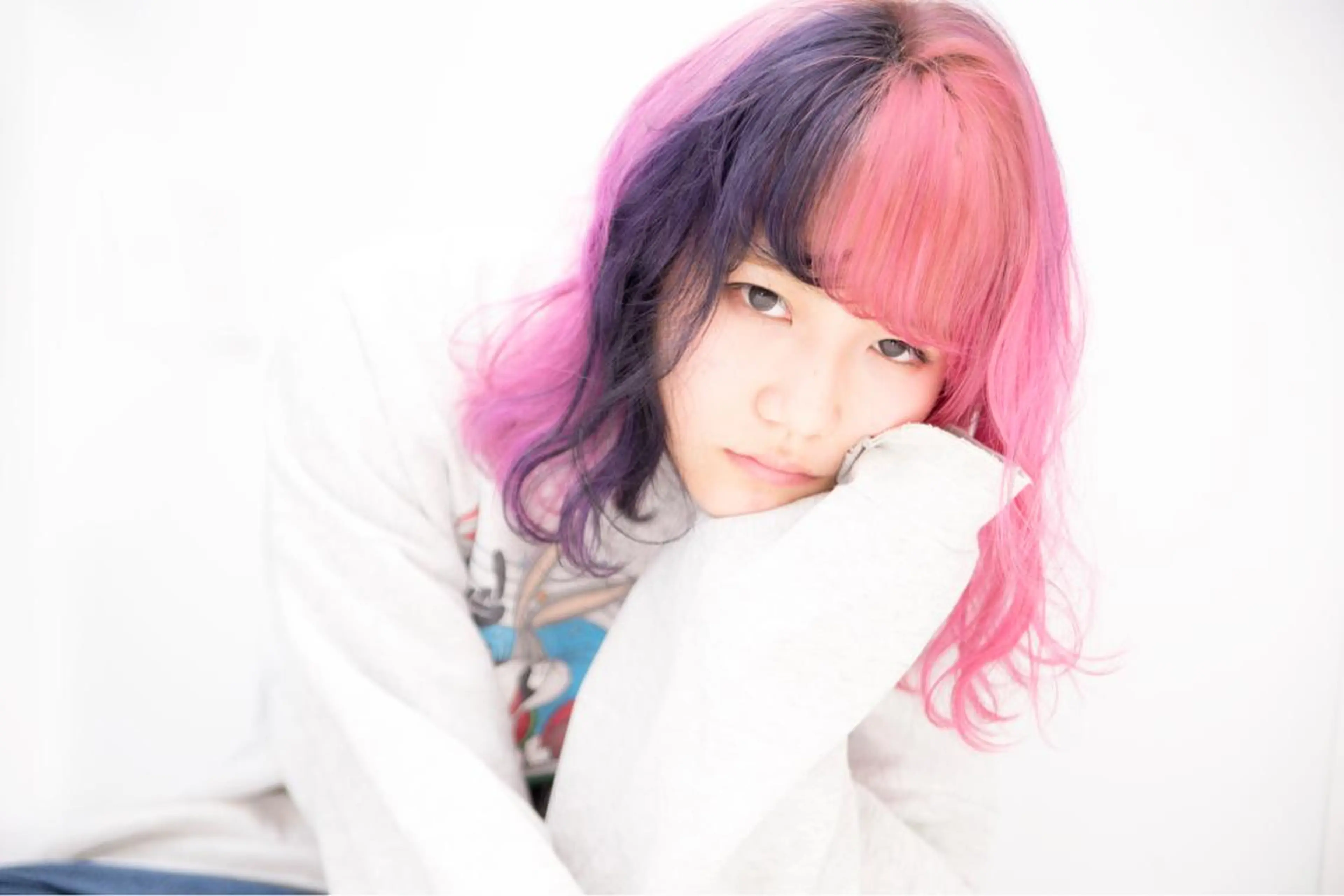 カラー Re:ta Hair 飯田淳平のヘアスタイル