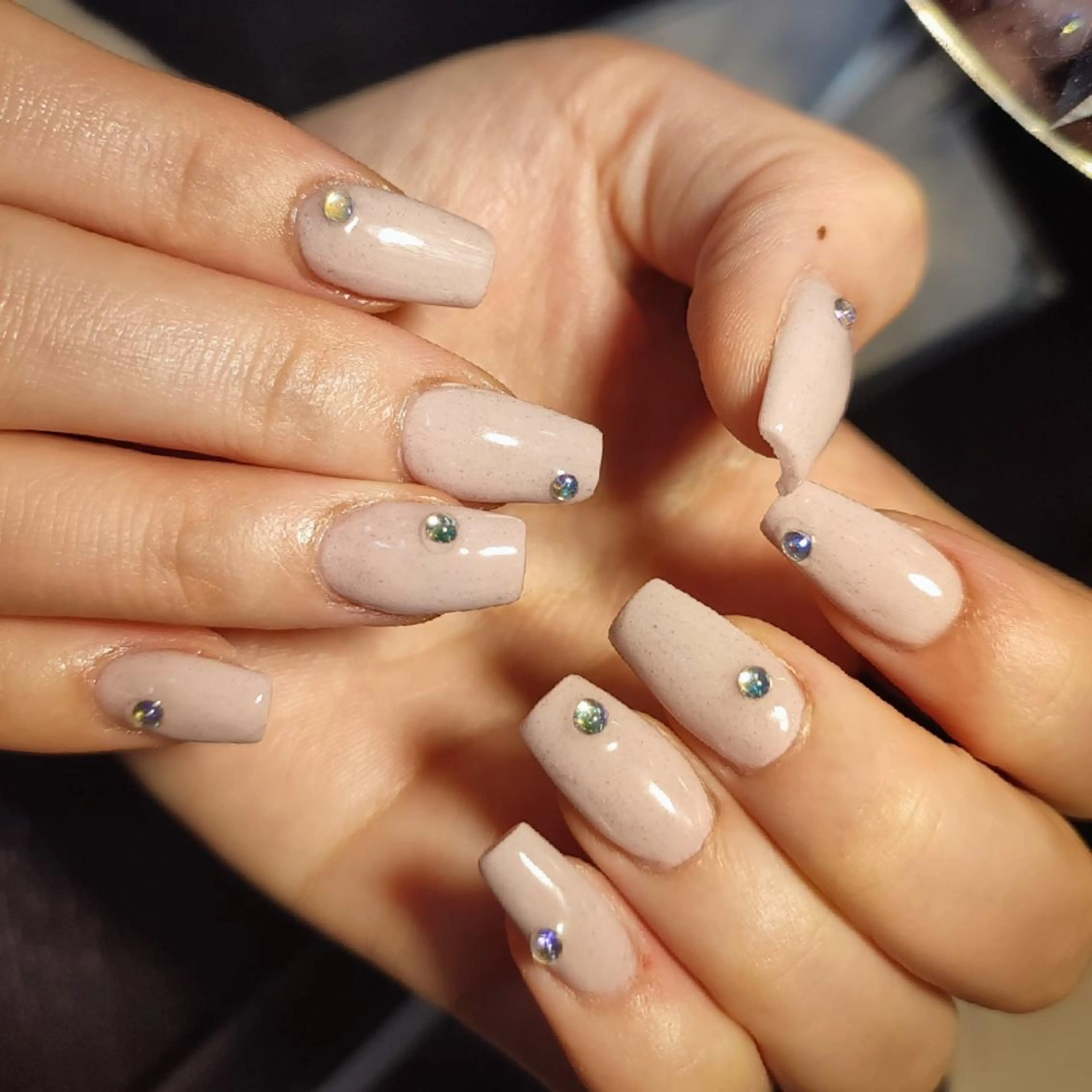 ネイル ハンドネイル RUNWAY 　　の眉毛・アイブロウイメージ