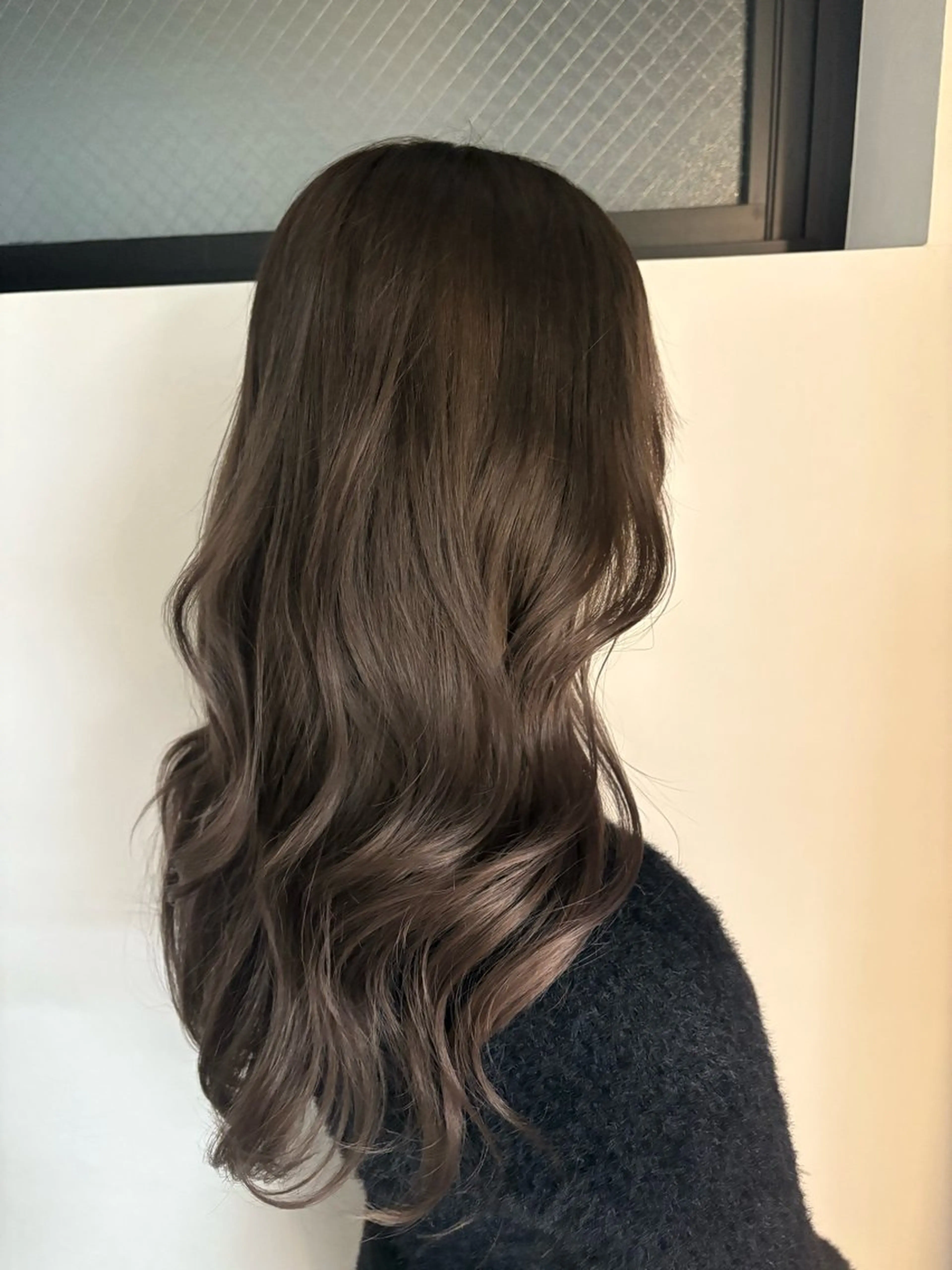 ロング カラー ベージュカラー 透明感カラー ミルクティーベージュ トリートメント ヘアカラー VEYY.nagoya所属・みゅう／韓国：網紅： トレンドヘアのヘアスタイル