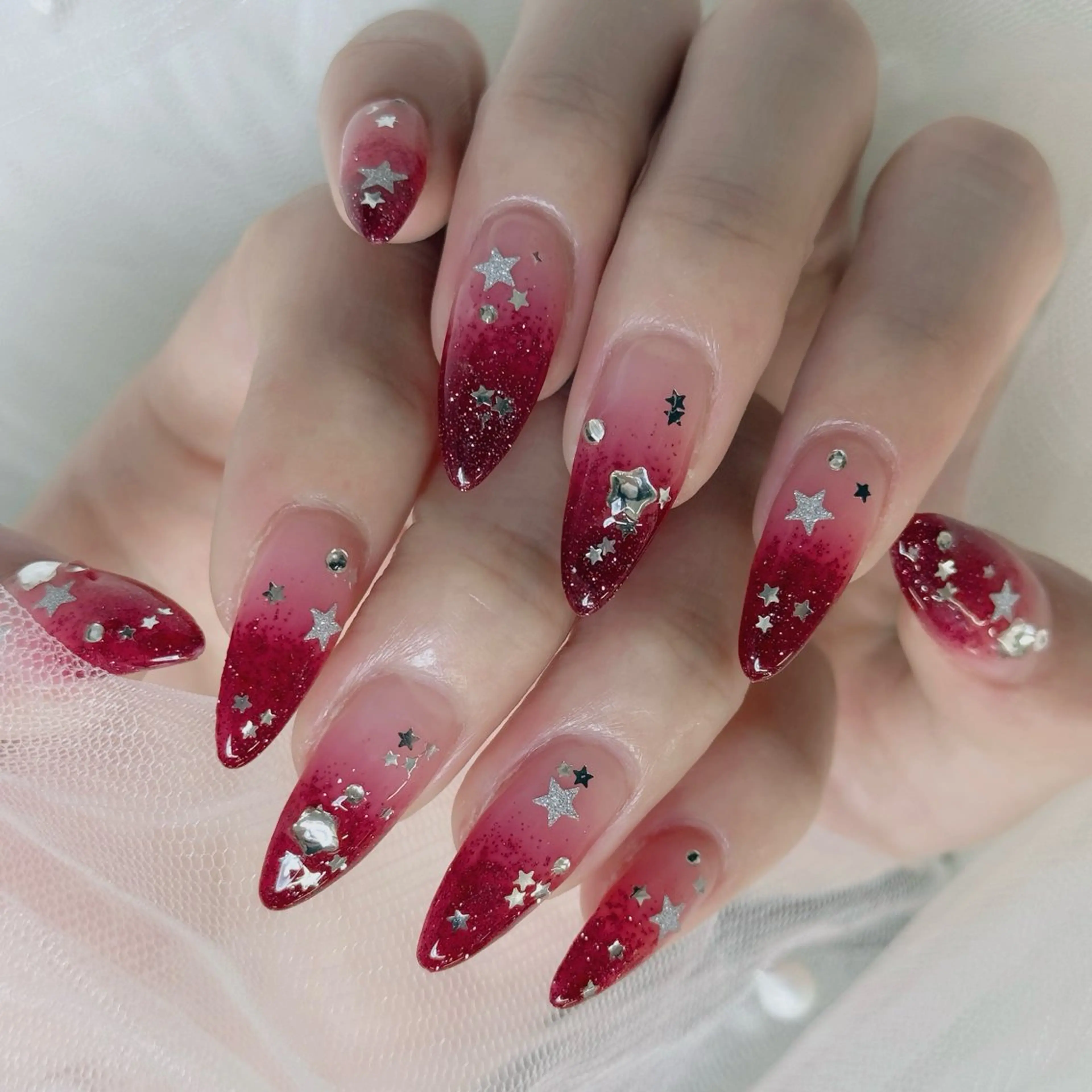 ネイル オーロラネイル チークネイル フットネイル フレンチネイル 韓国ネイル ハンドネイル Lumi Nailのネイルデザイン