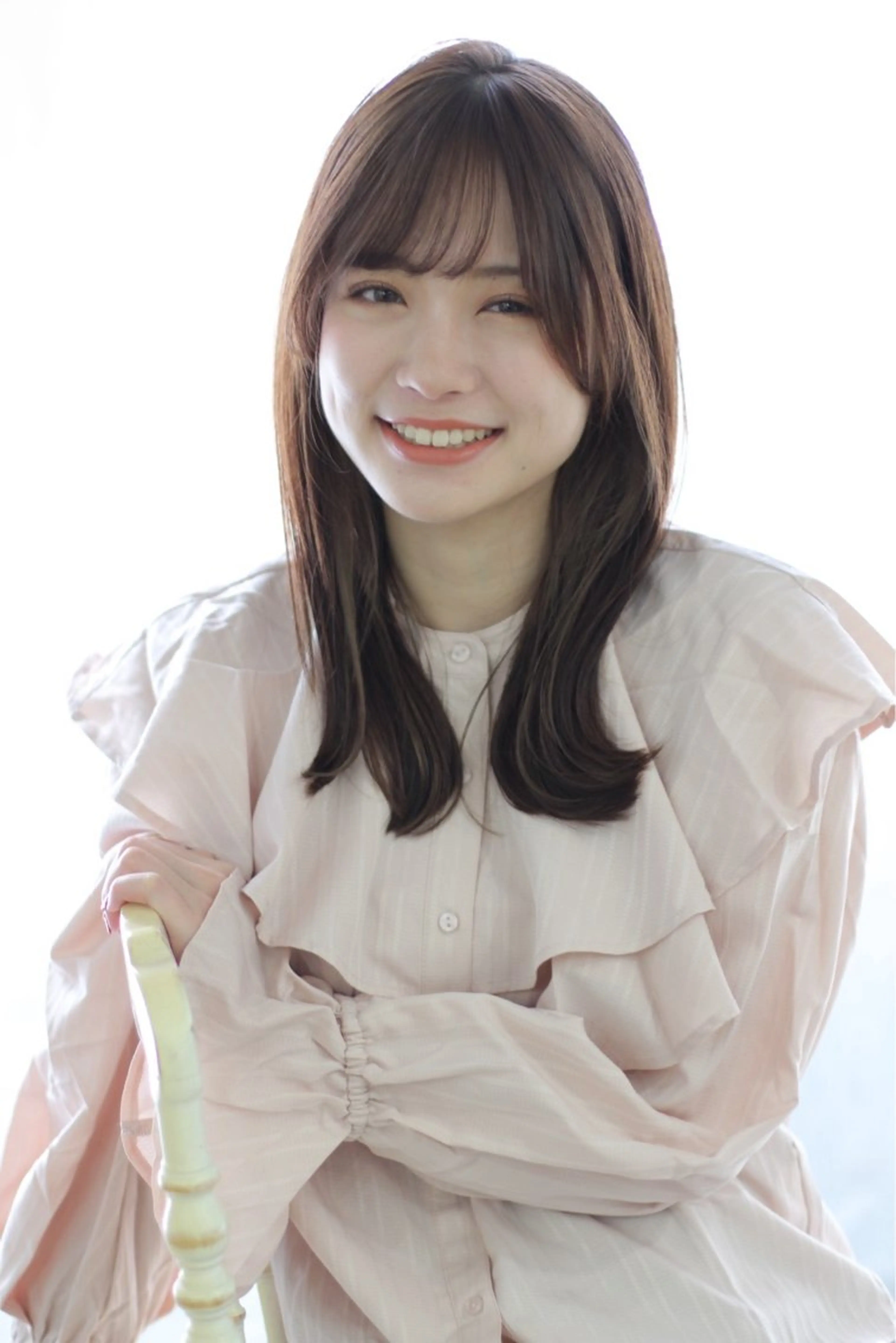 ロング ツヤ感ナチュラル 野口晴菜のヘアスタイル