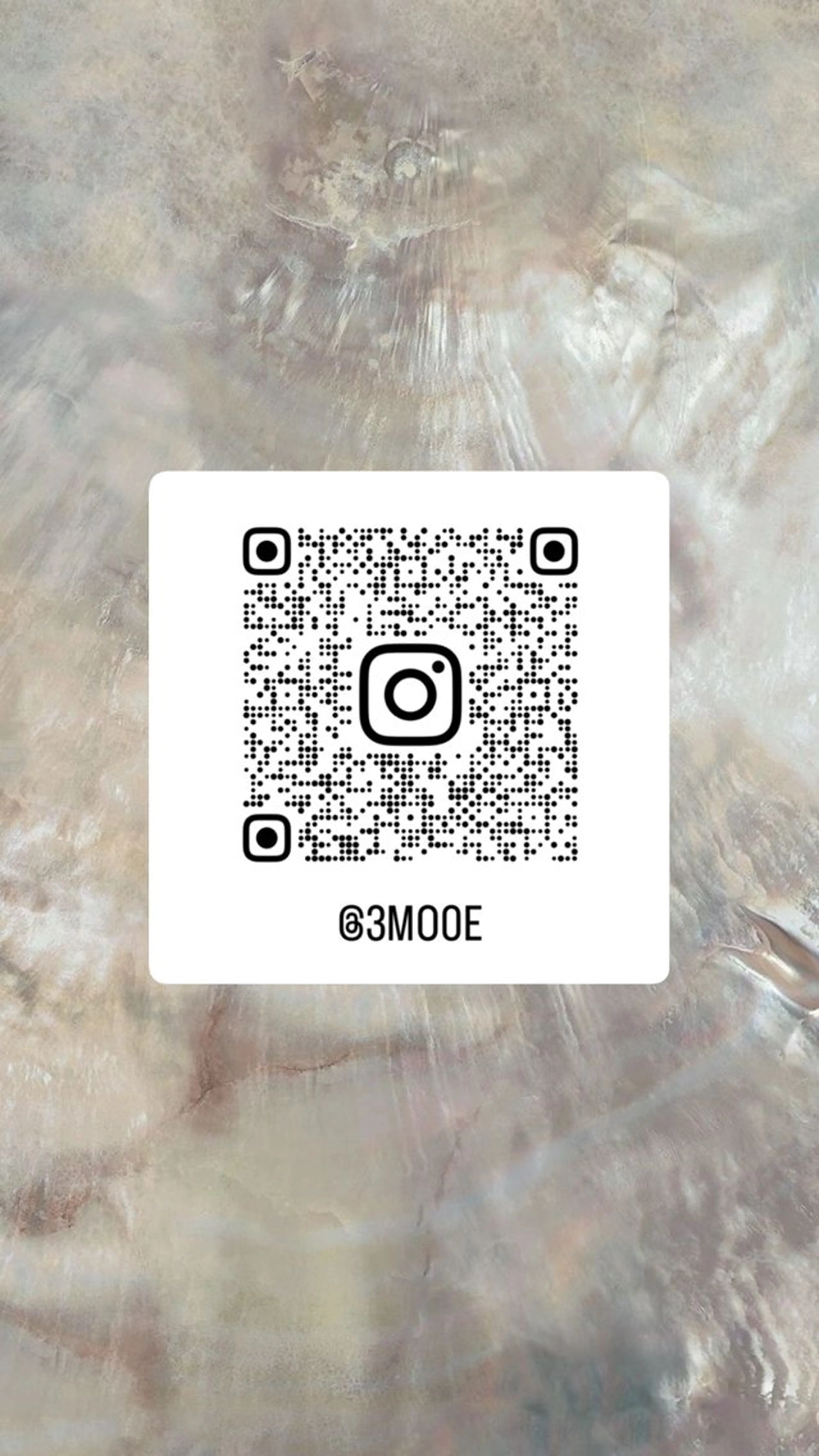 moe｜透明感カラー ×似合わせカットのヘアスタイル