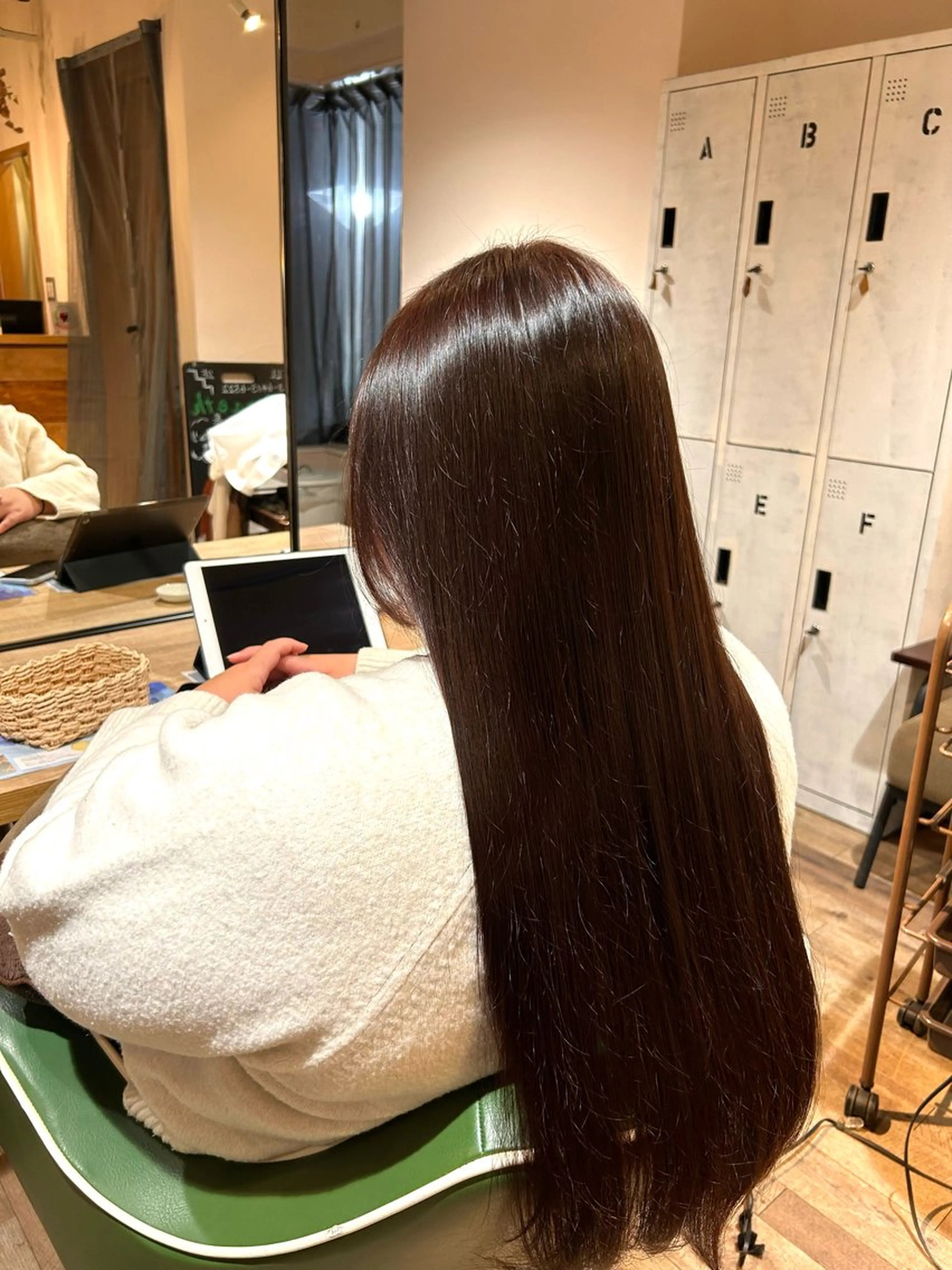 ロング カラー バイオレットカラー hair salon e.m.所属・e.m. マヒロのヘアスタイル