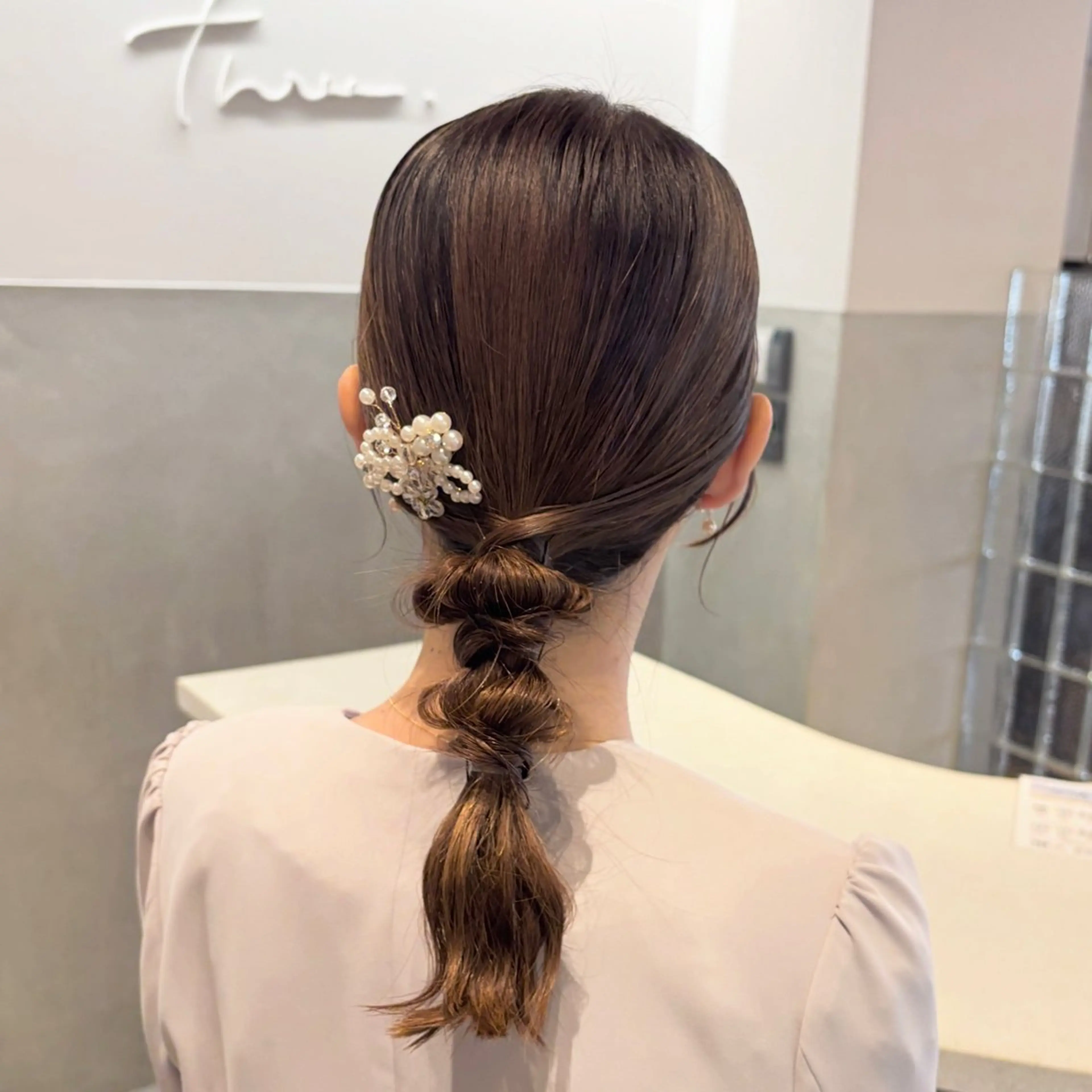 セミロング カット ヘアセット レイヤーカット ／艶カラー/若林のヘアスタイル