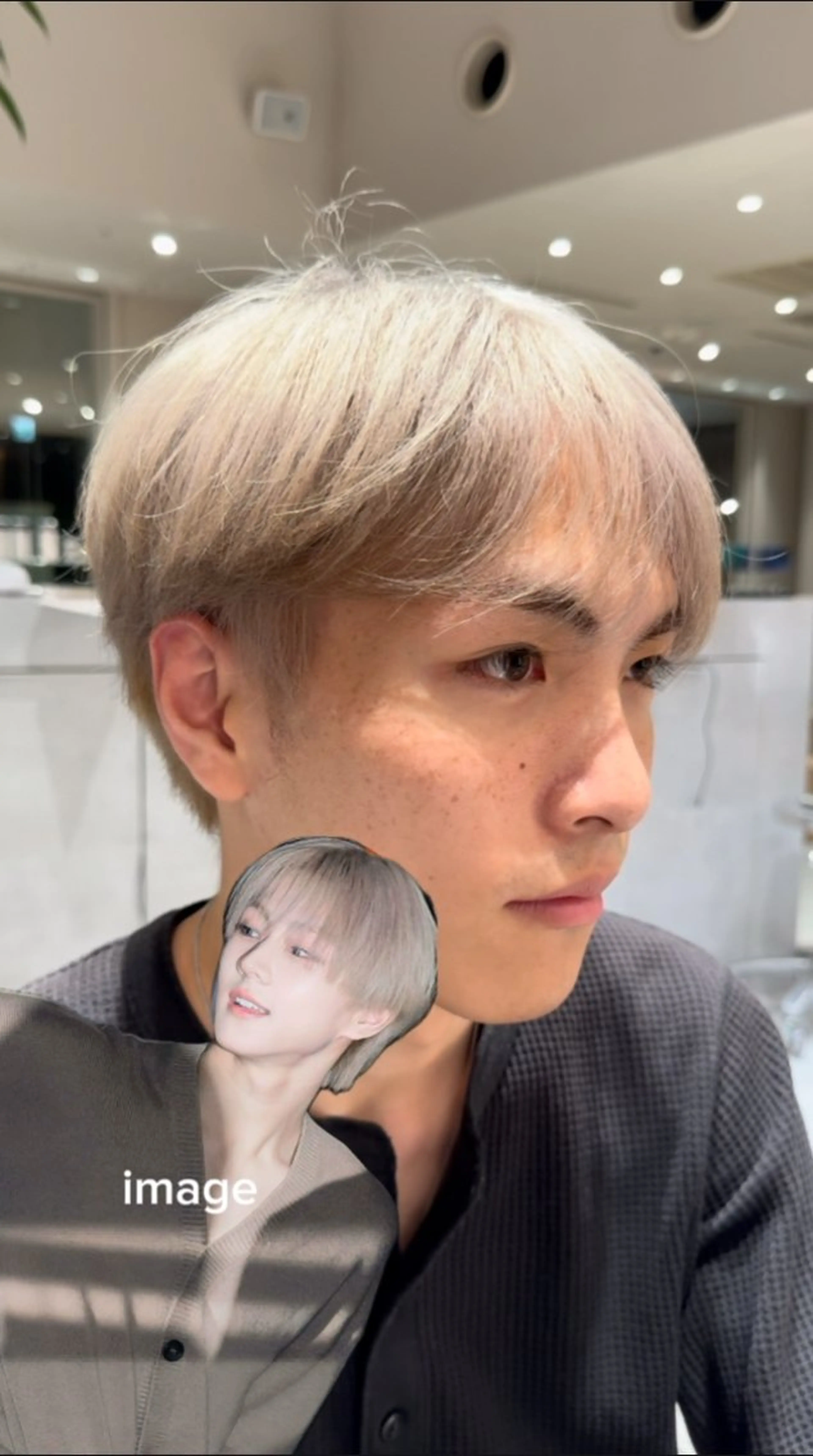 ショート カラー メンズ メンズブリーチ メンズ韓国風 ブリーチ 韓国風ヘア 萩原 陸斗のヘアスタイル