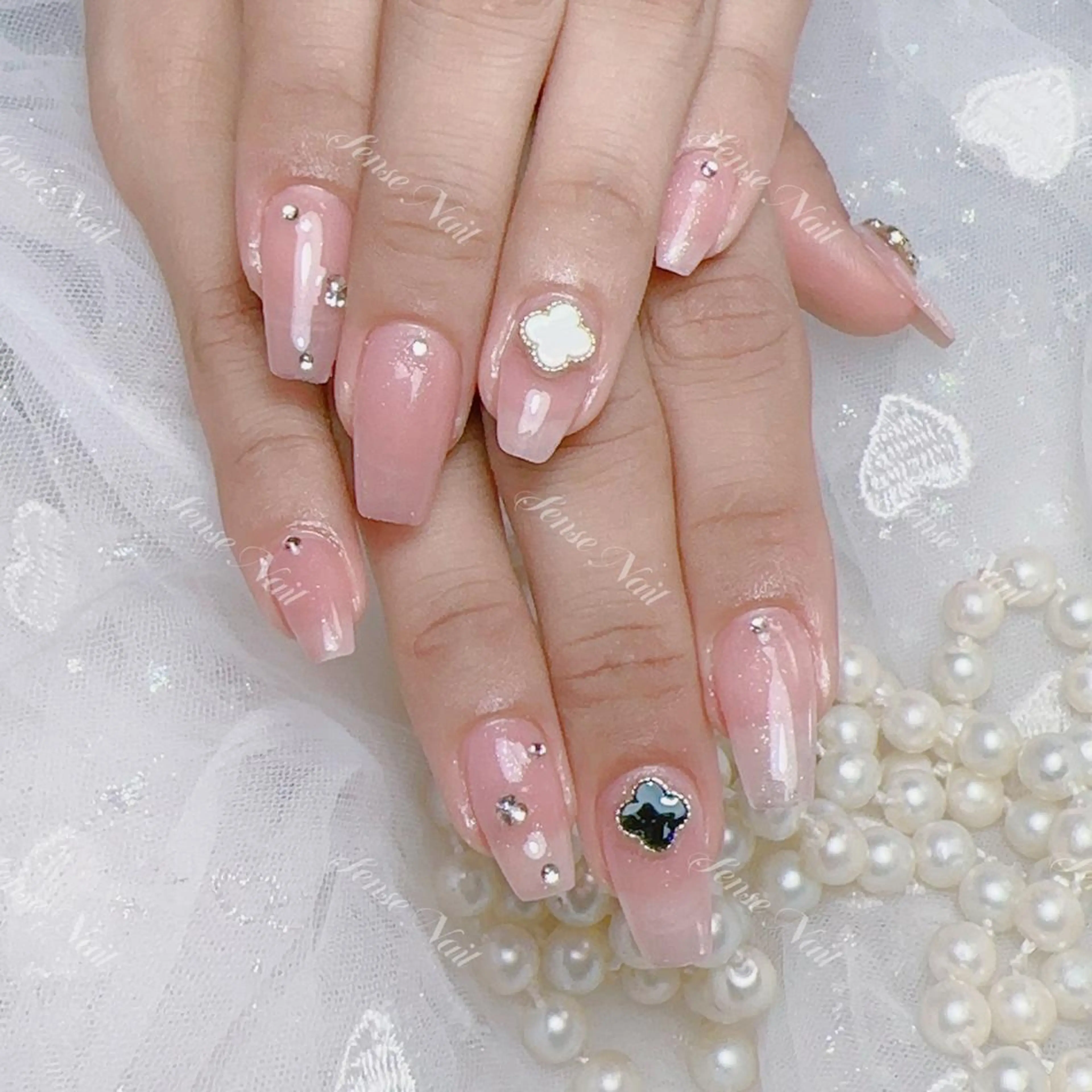 ネイル ハンドネイル ハンドケア 🎀Sense Nail渋谷店🎀のネイルデザイン