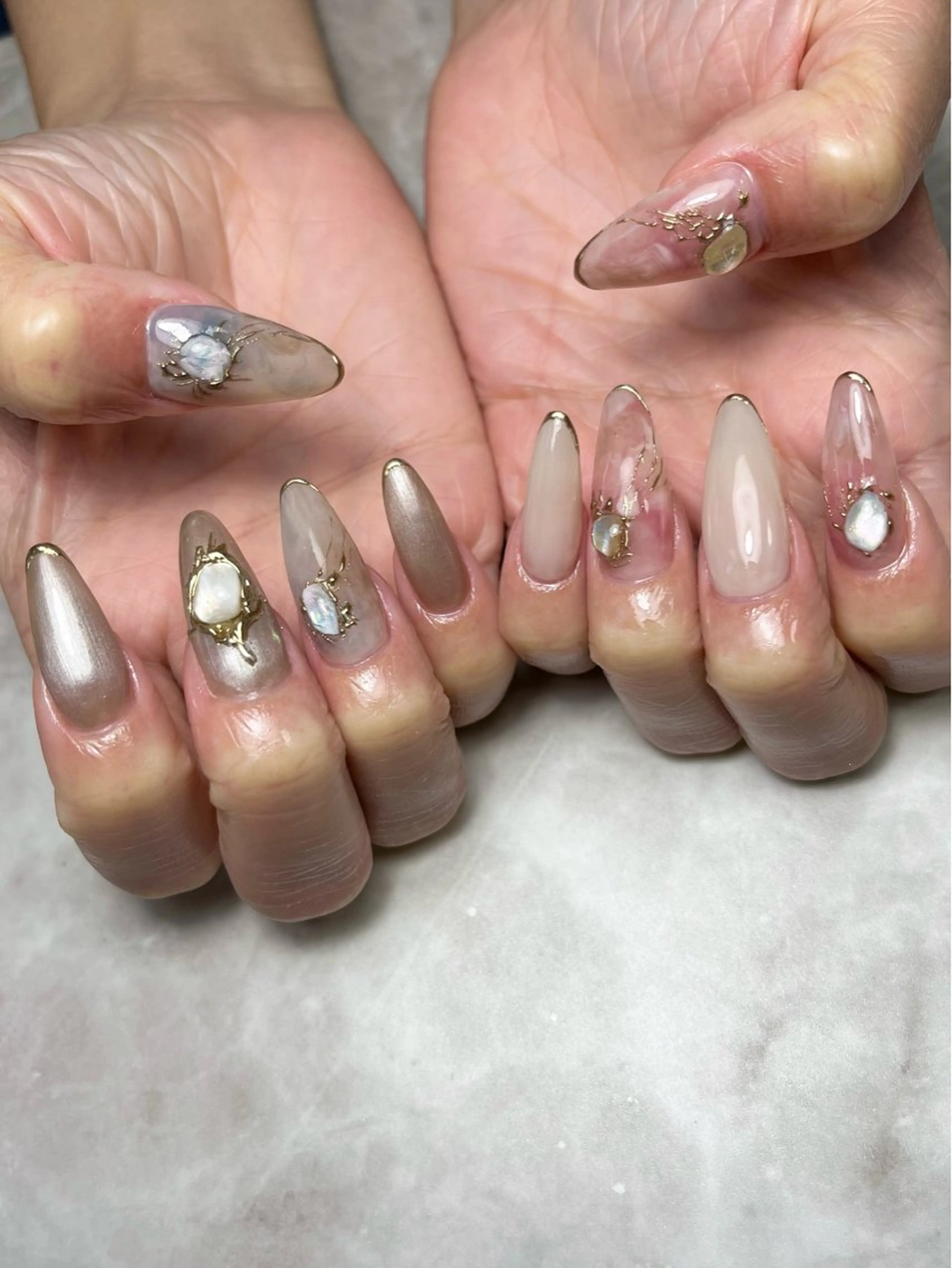 ネイル ロングネイル 大理石ネイル(マーブル) ニュアンスネイル スカルプネイル ハンドネイル Nailsalon E's cafeのネイルデザイン