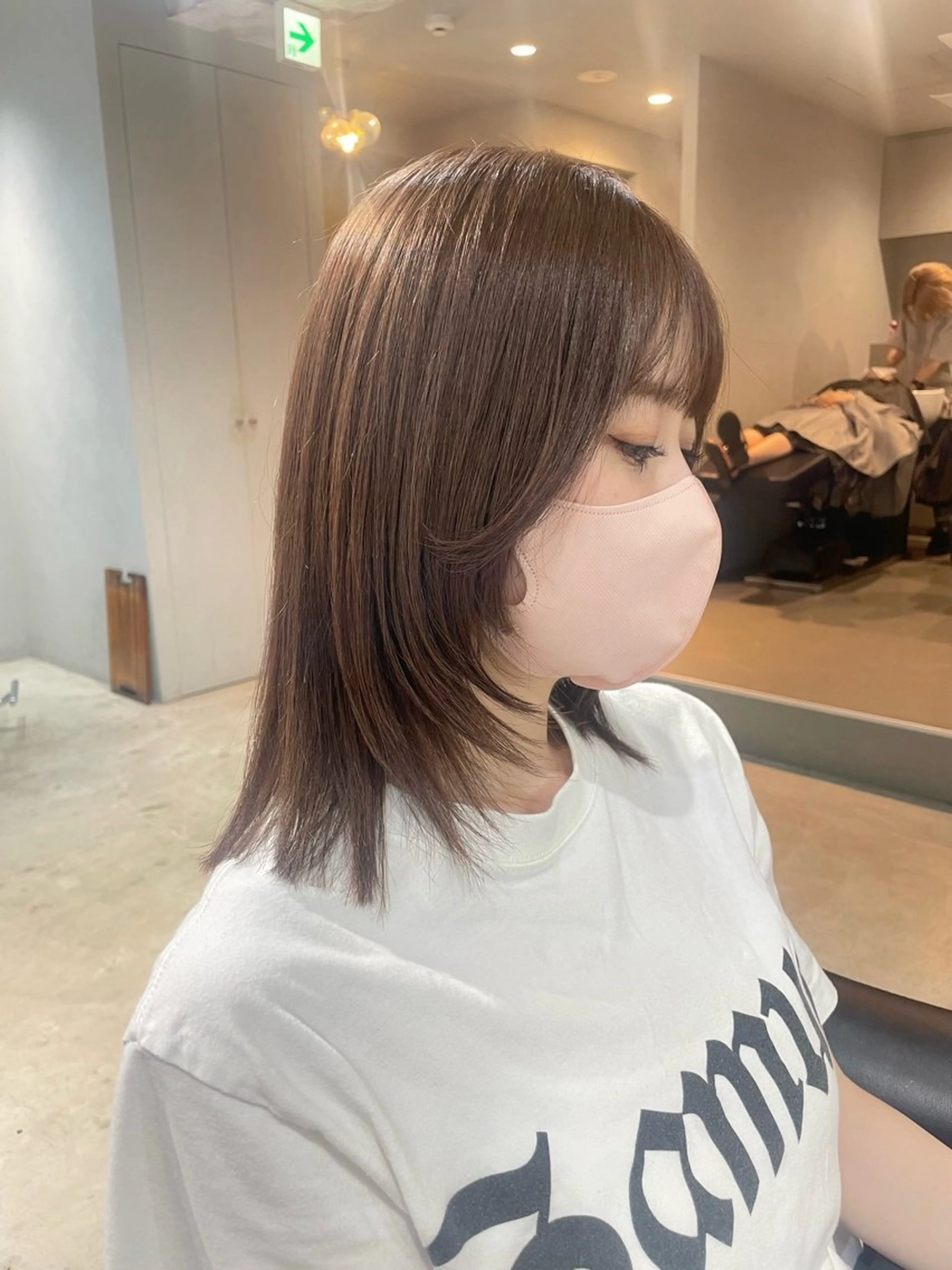 ミディアム カラー ベージュカラー ブラウンカラー ブラウンベージュ カット ヘアカラー トリートメント 【arc】Ruri コテ巻き風パーマのヘアスタイル