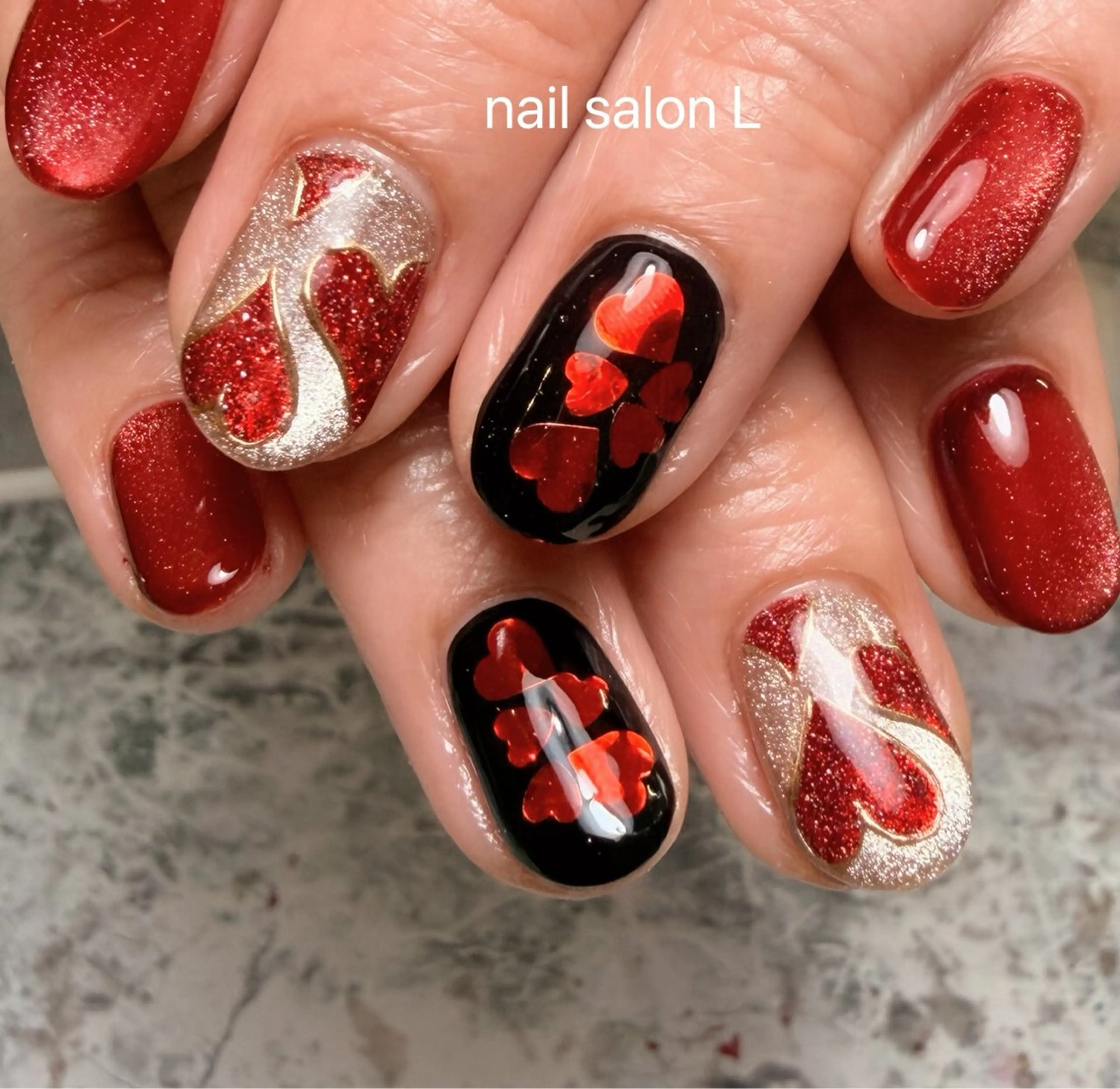 ネイル 赤色 ハンドネイル 吉川市 ネイルサロンLのネイルデザイン