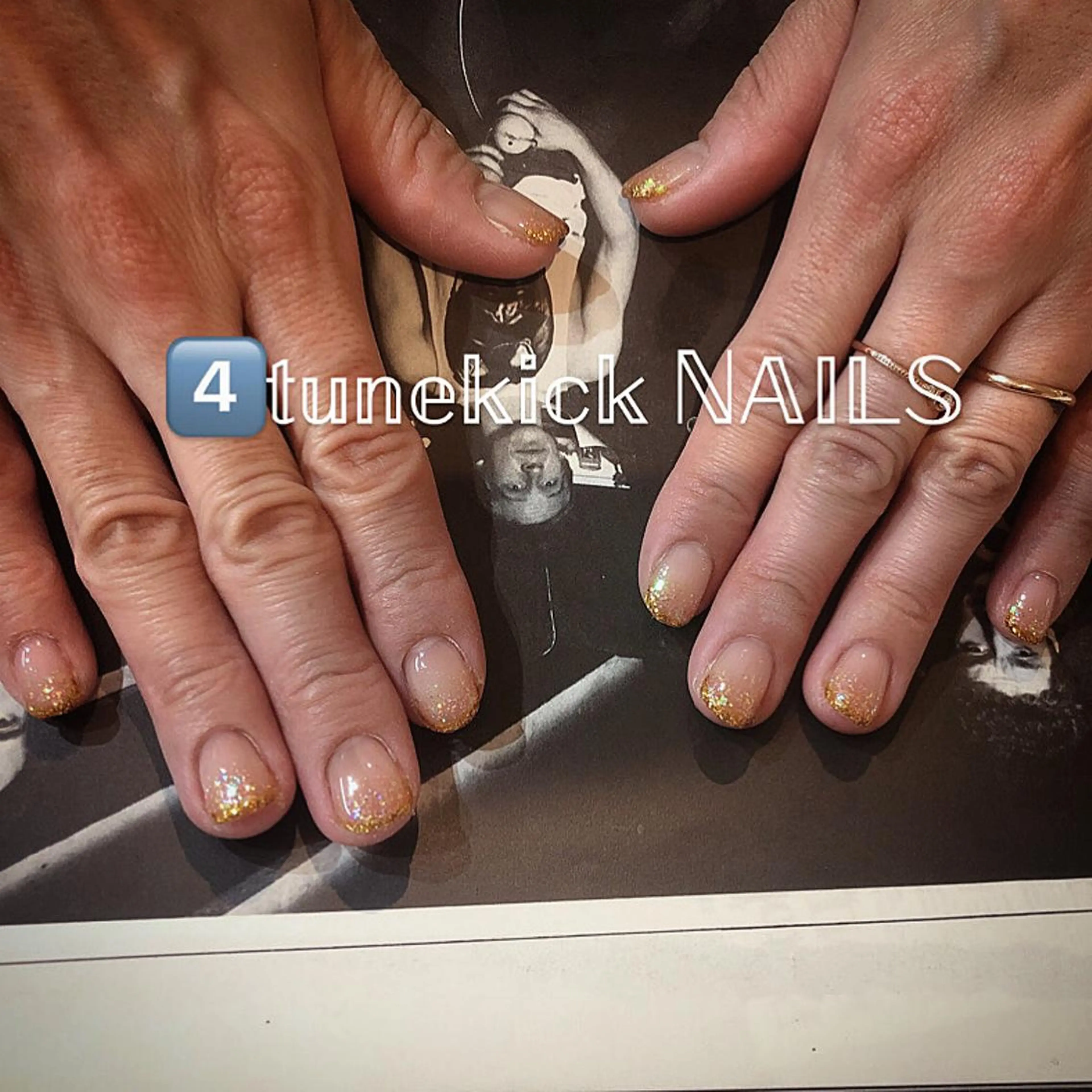 ネイル グラデーション ラメ(グリッター) ラメグラデーション 4tunekick NAILS(フォーチュンキックネイルズ)所属・光森 淳子のネイルデザイン