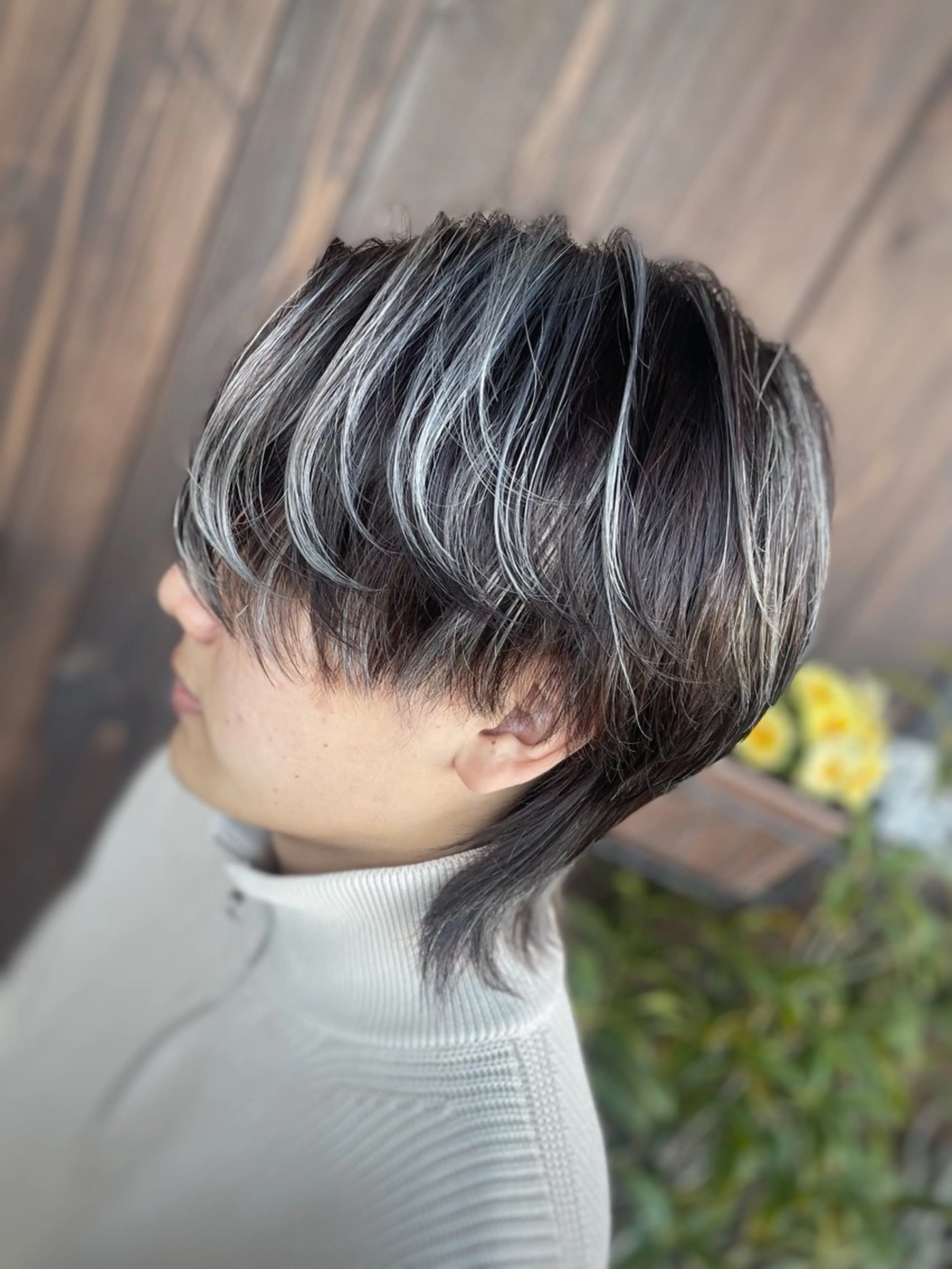 カラー ヘアアレンジ メンズ ヘアカラー トリートメント ヘッドスパ ハイトーン・ブリーチ ムラ修正　八須　錬のヘアスタイル