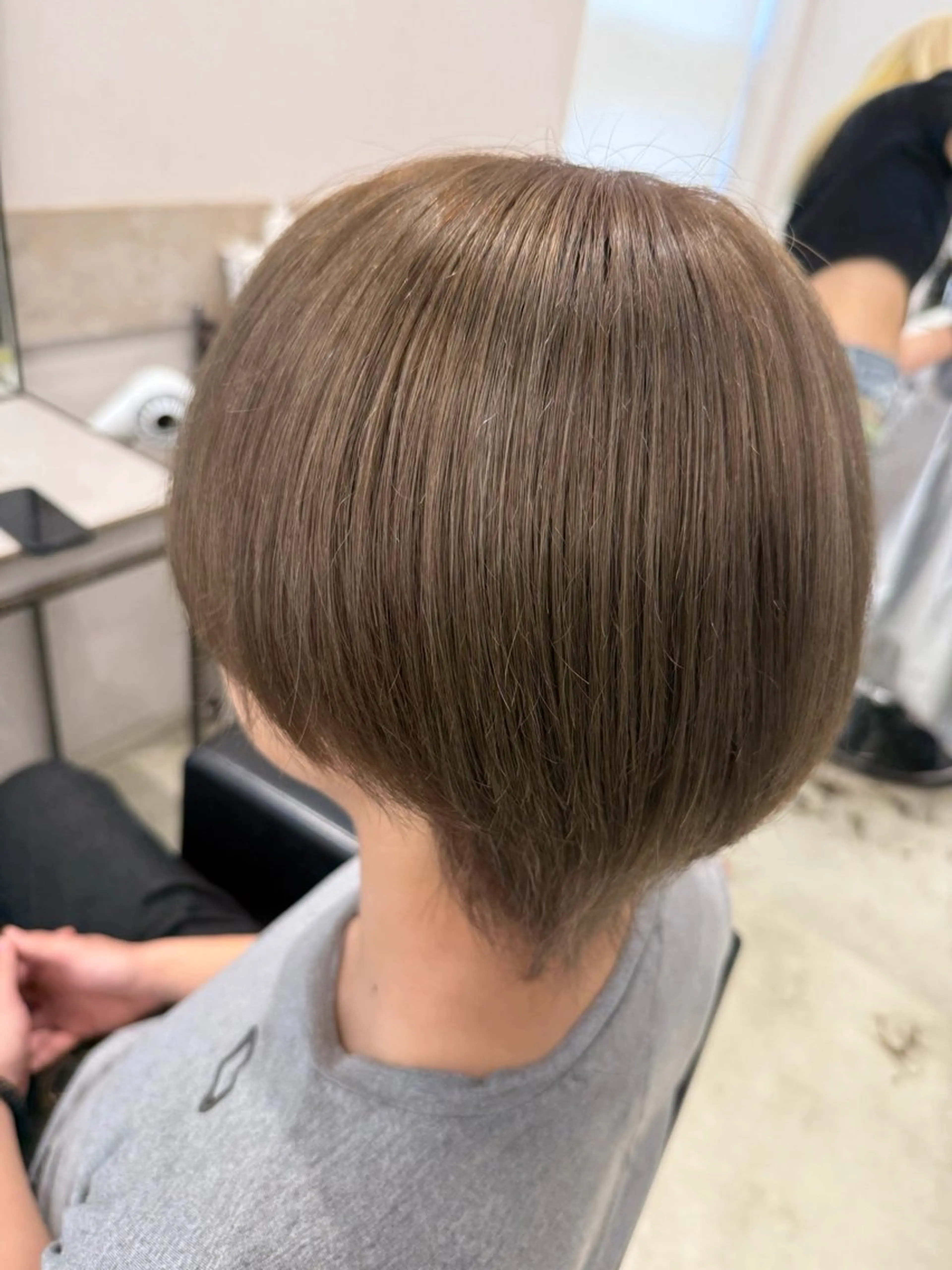 カラー メンズ ひろせ ちかなのヘアスタイル