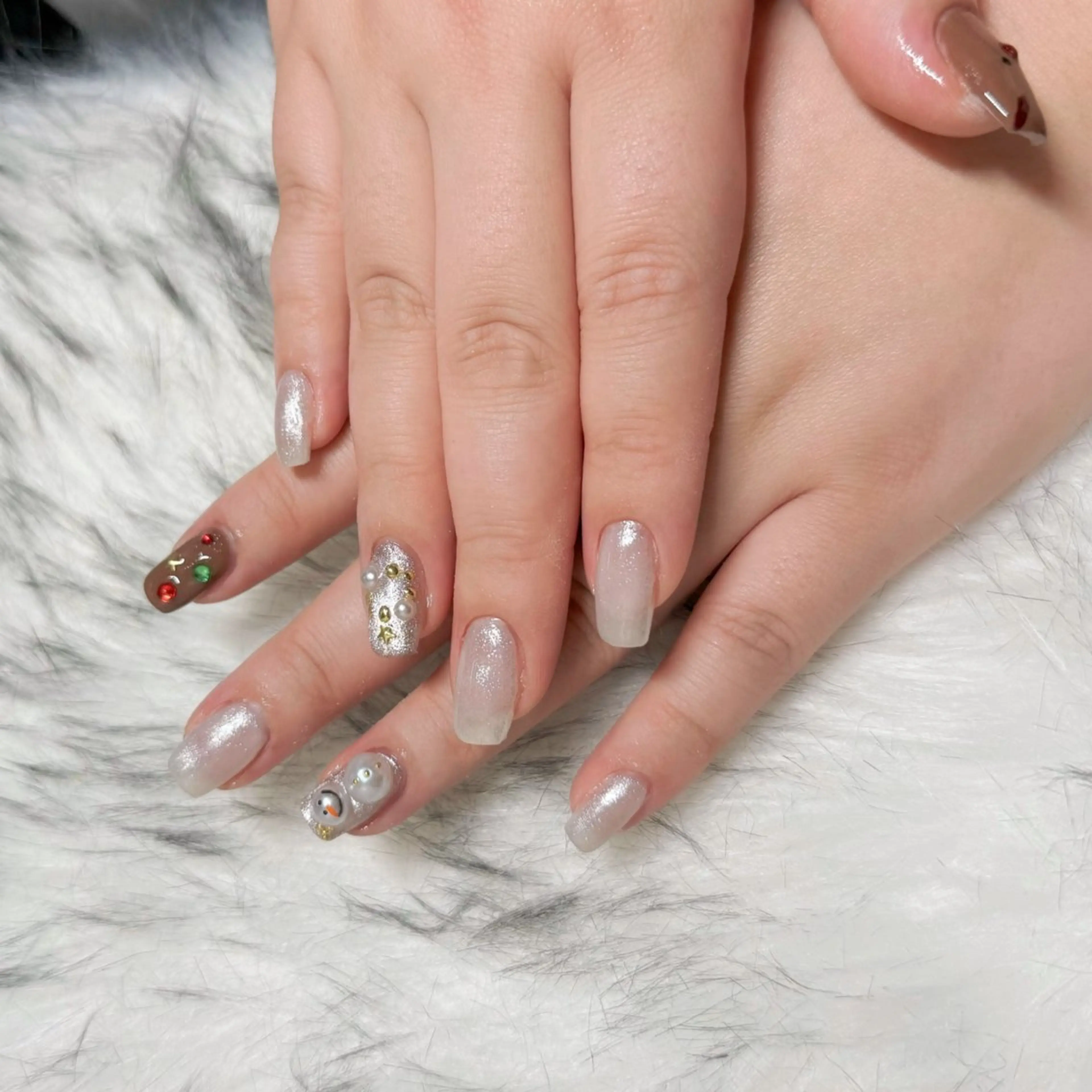 セミロング ハンドネイル mao .のネイルデザイン