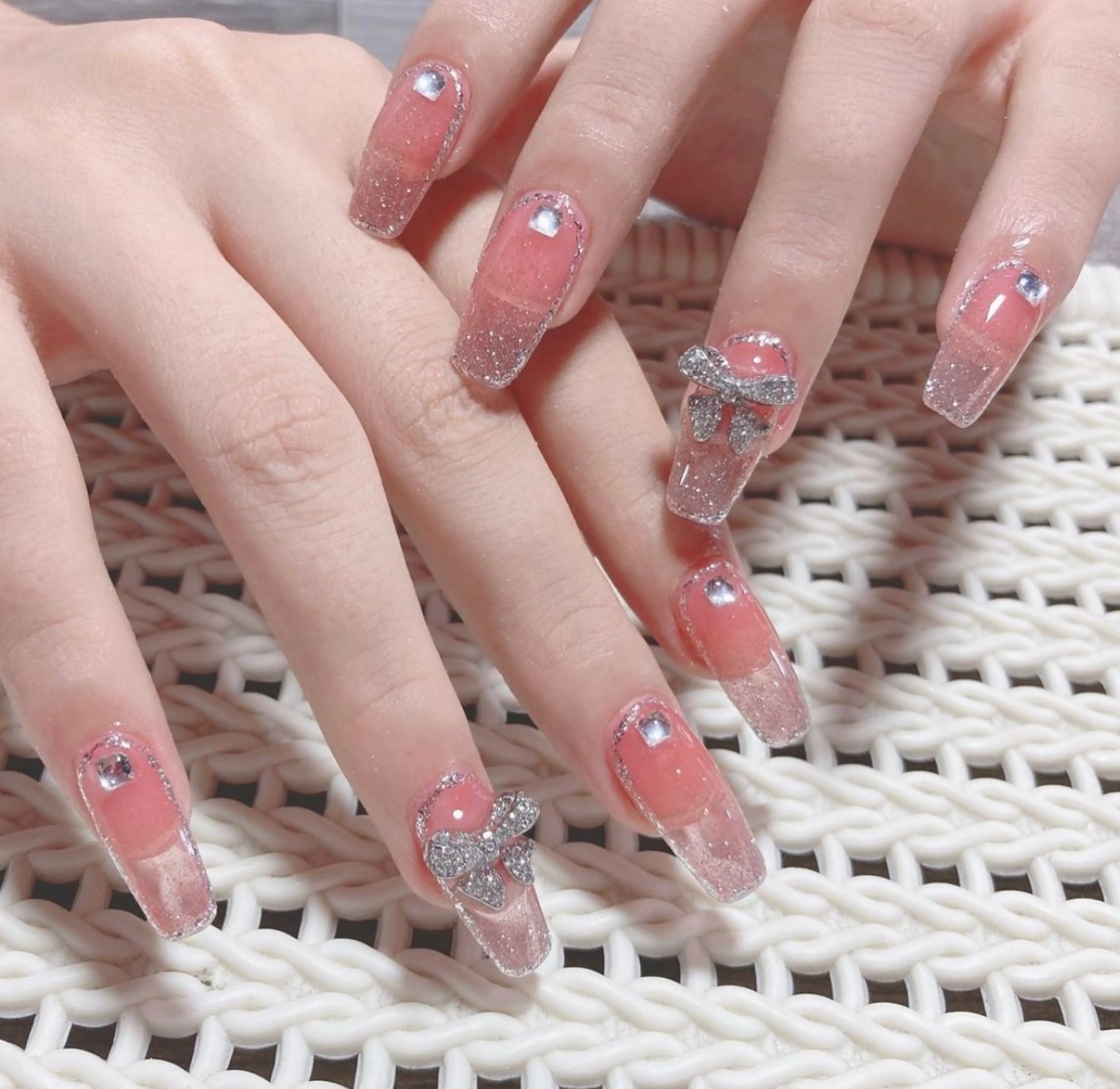 ネイル ハンドネイル Glow Nail スカルプ専門店のネイルデザイン