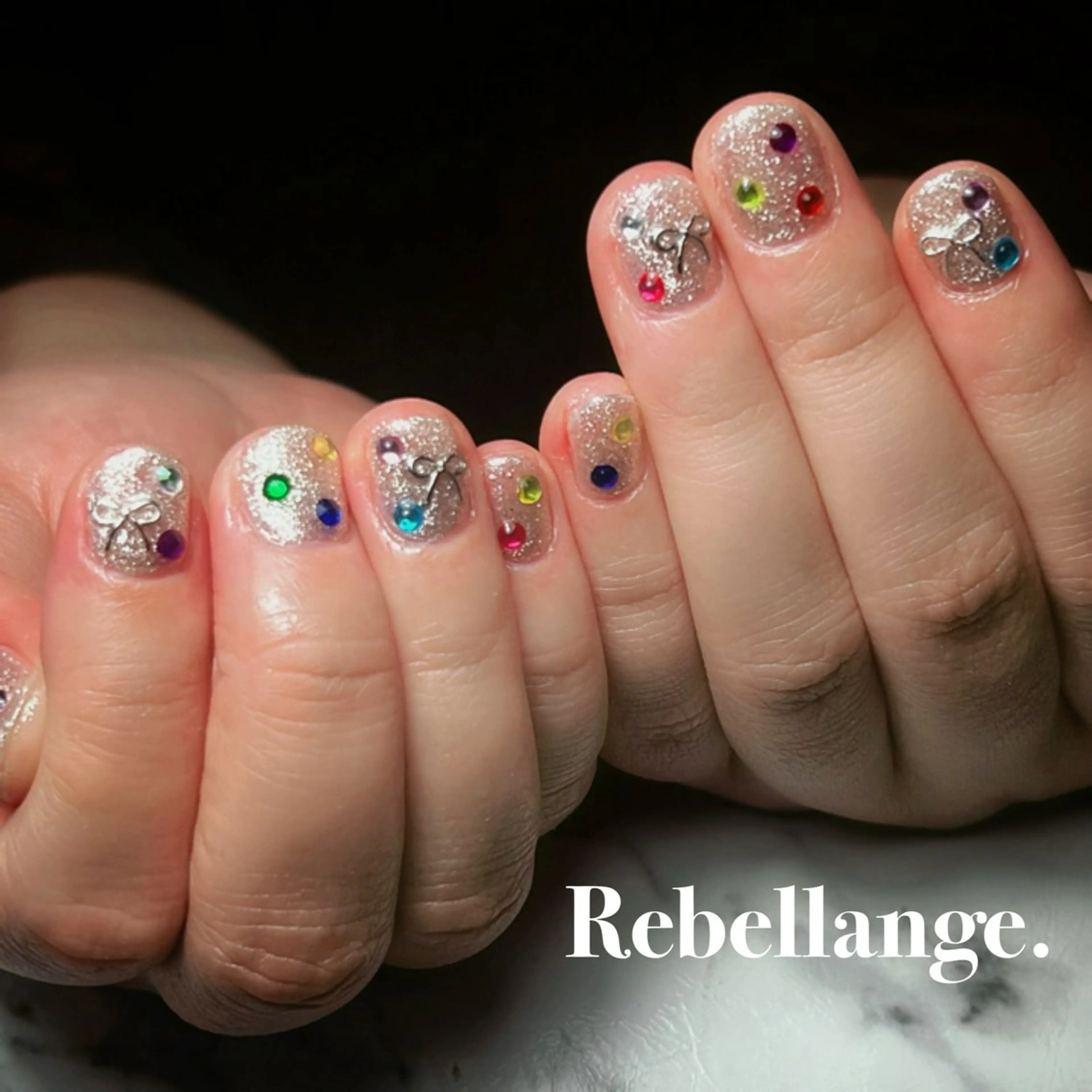 ネイル ハンドネイル Rebellange n.のネイルデザイン