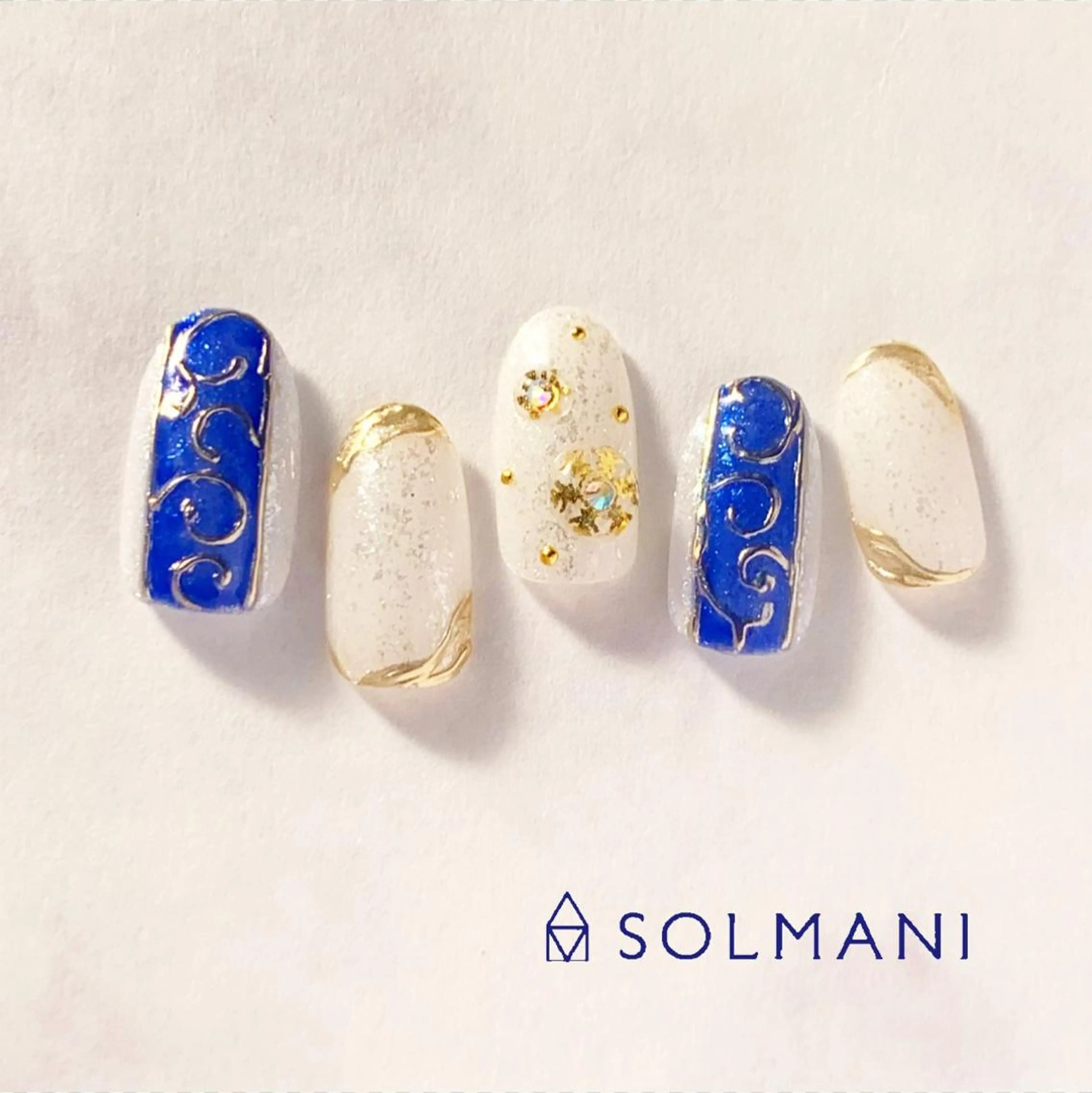 ネイル SOLMANI 予約担当のネイルデザイン