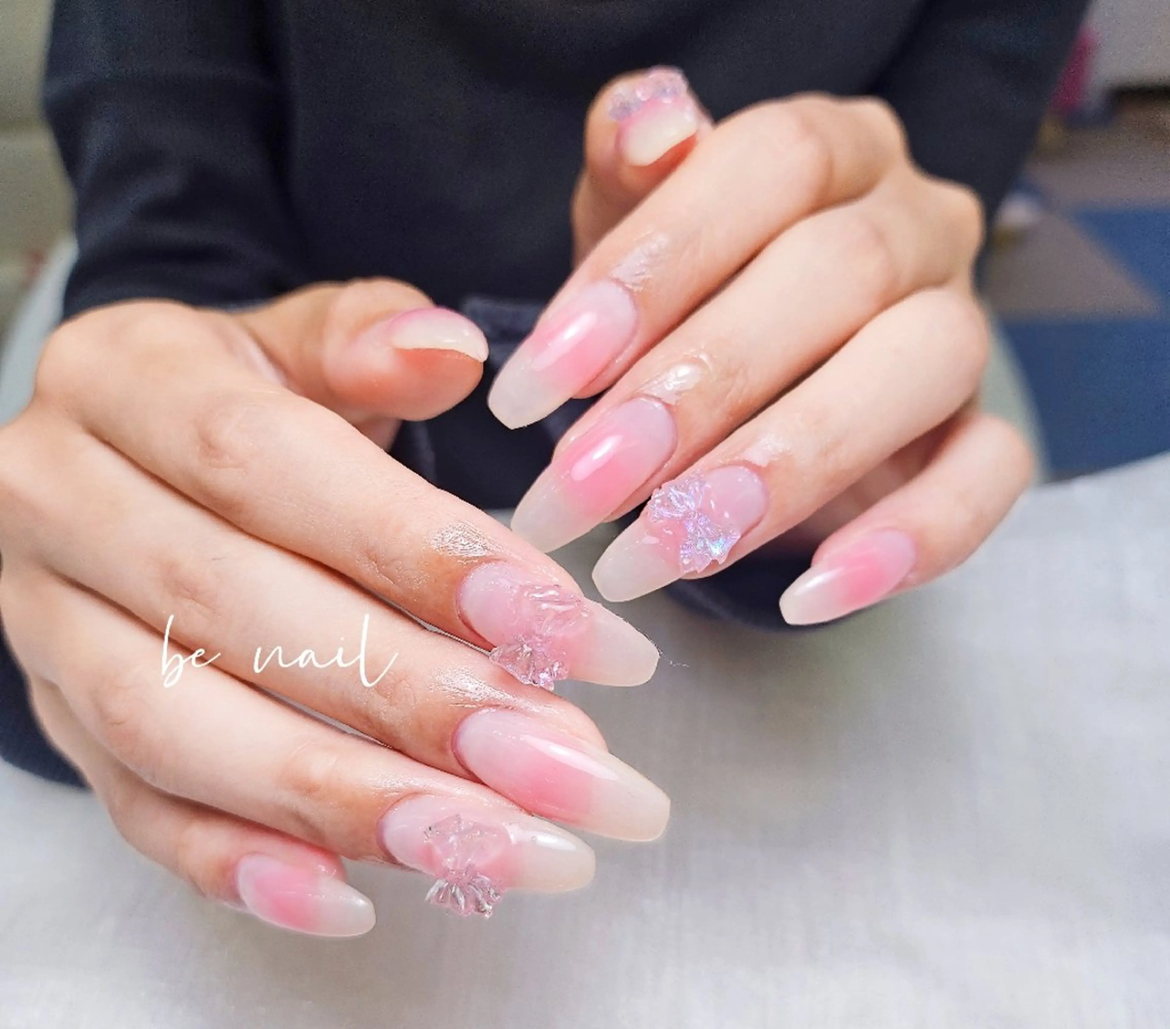 ネイル チークネイル リボン be nail所属・BE NAIL 新松戸のネイルデザイン