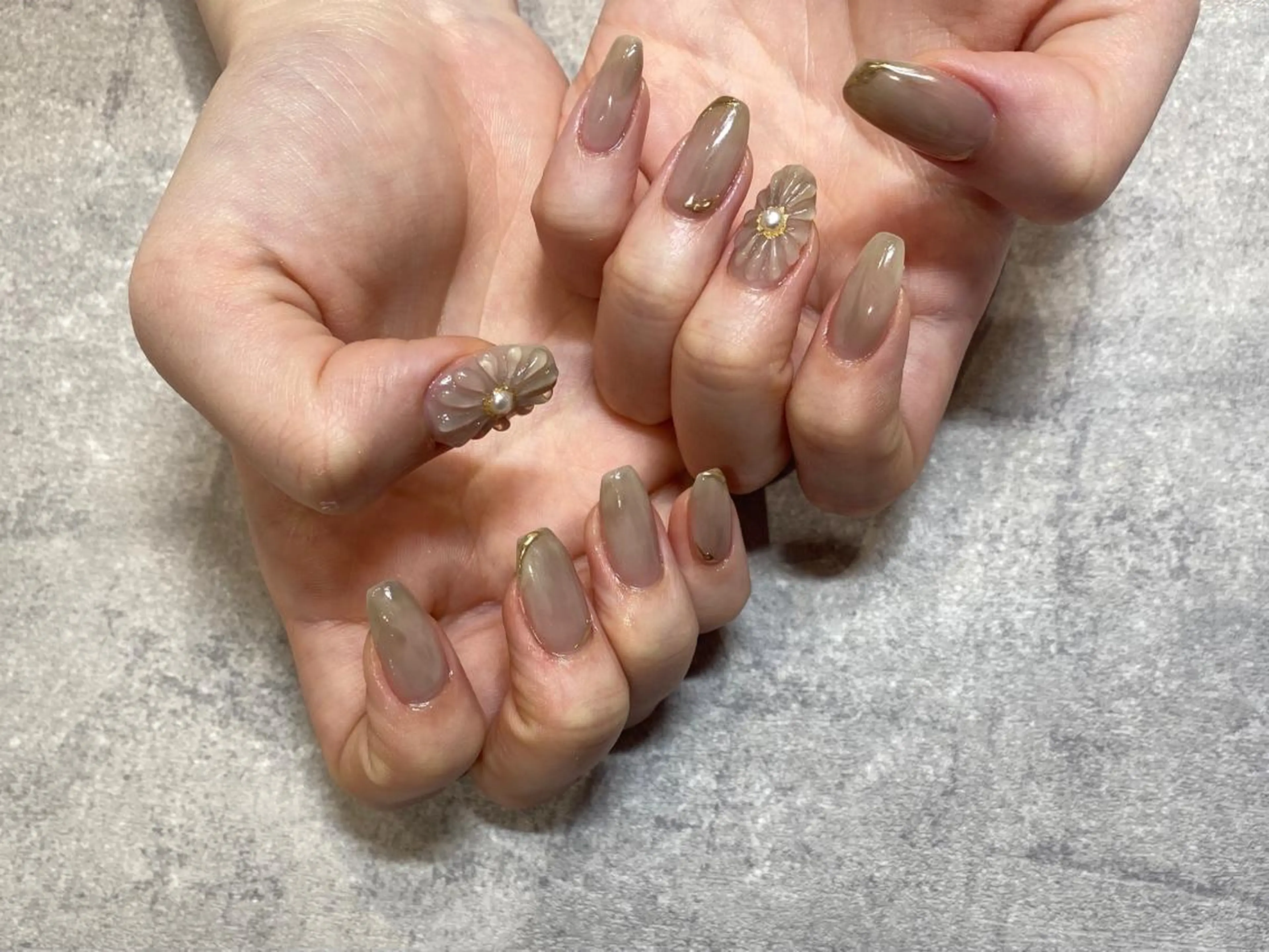 ネイル ハンドネイル NINEnami ニュアンスネイルのネイルデザイン