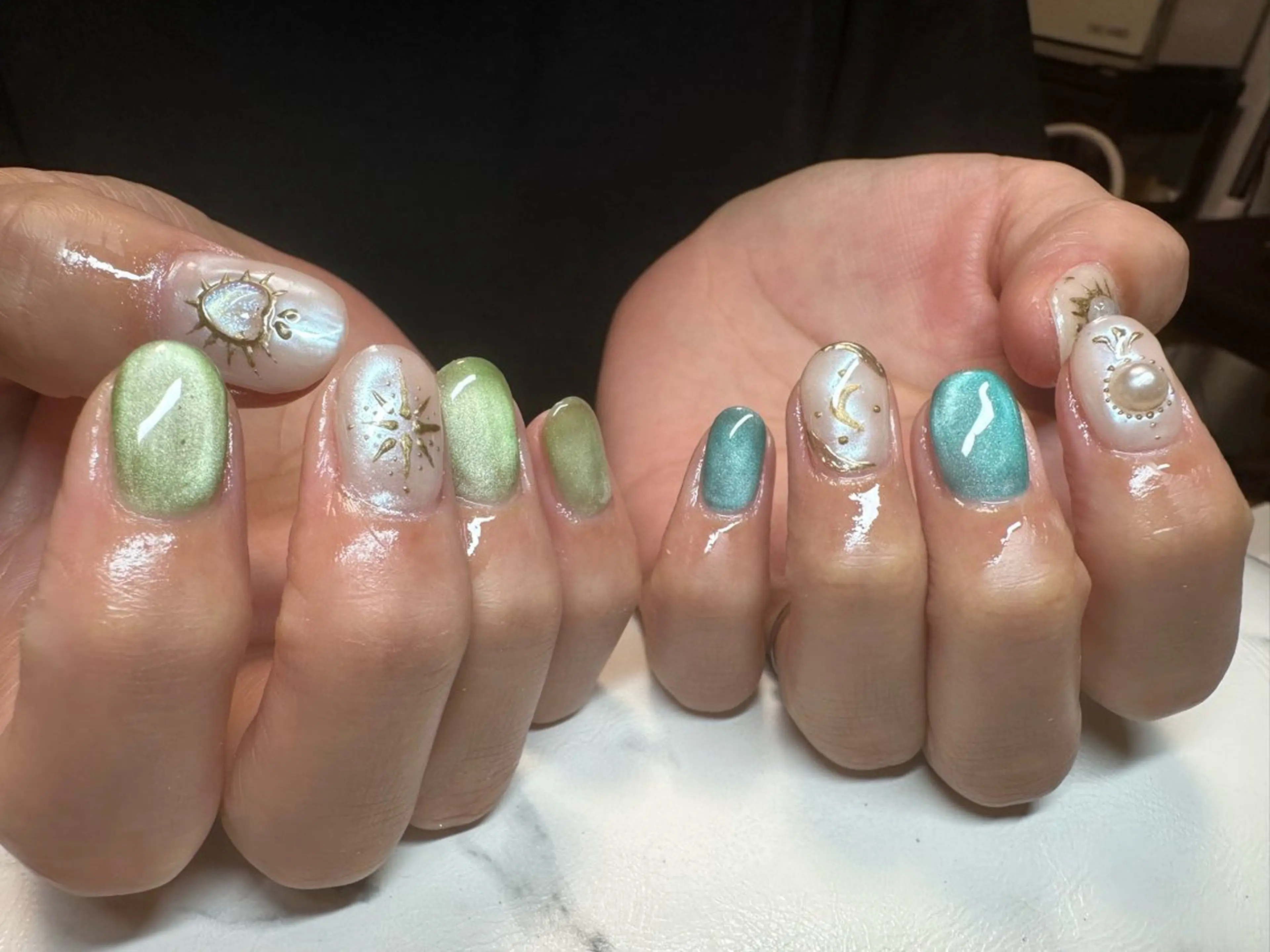 ネイル ハンドネイル 越猪 未来のネイルデザイン