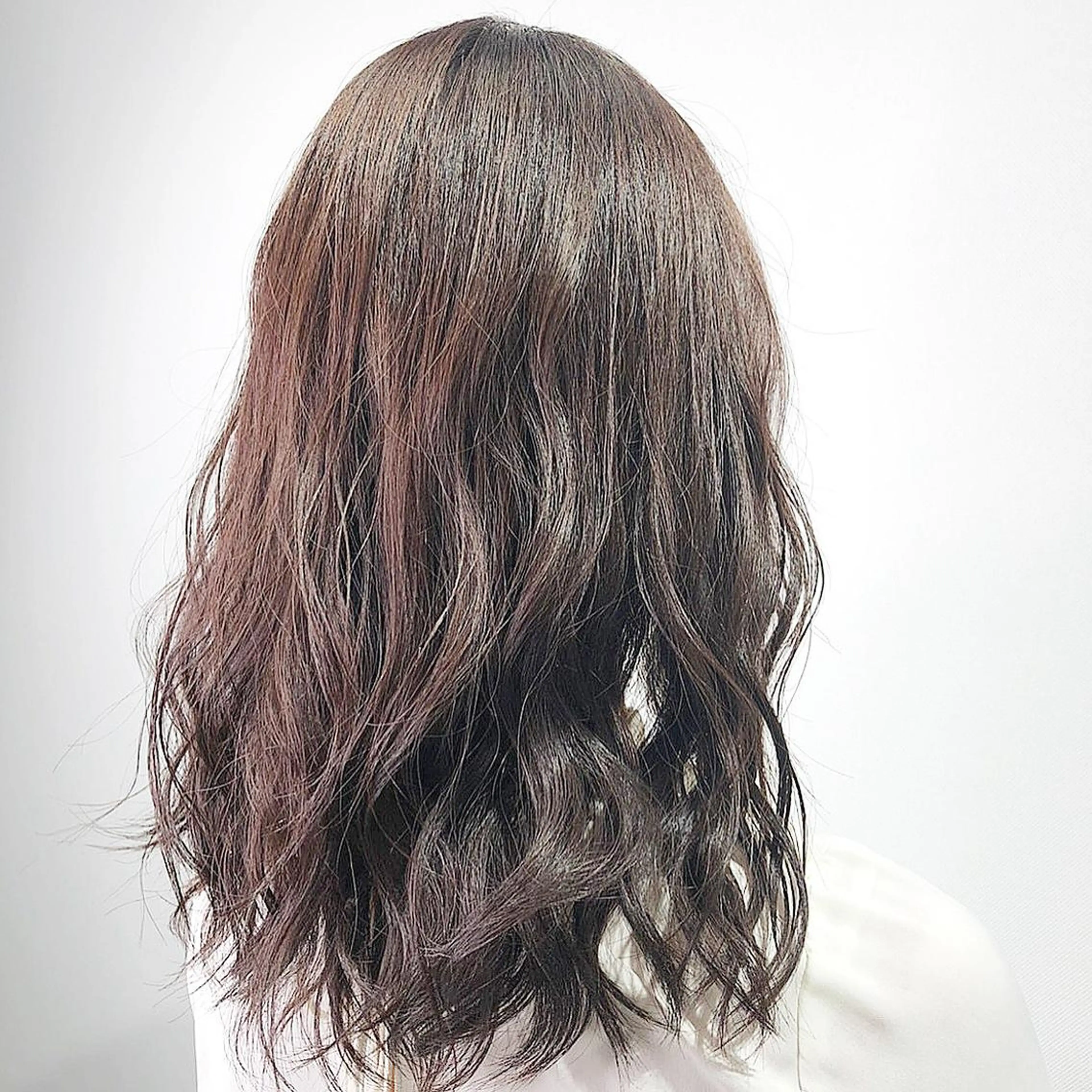 セミロング カラー 髪質改善/縮毛矯正 レイヤー/松川匠のヘアスタイル