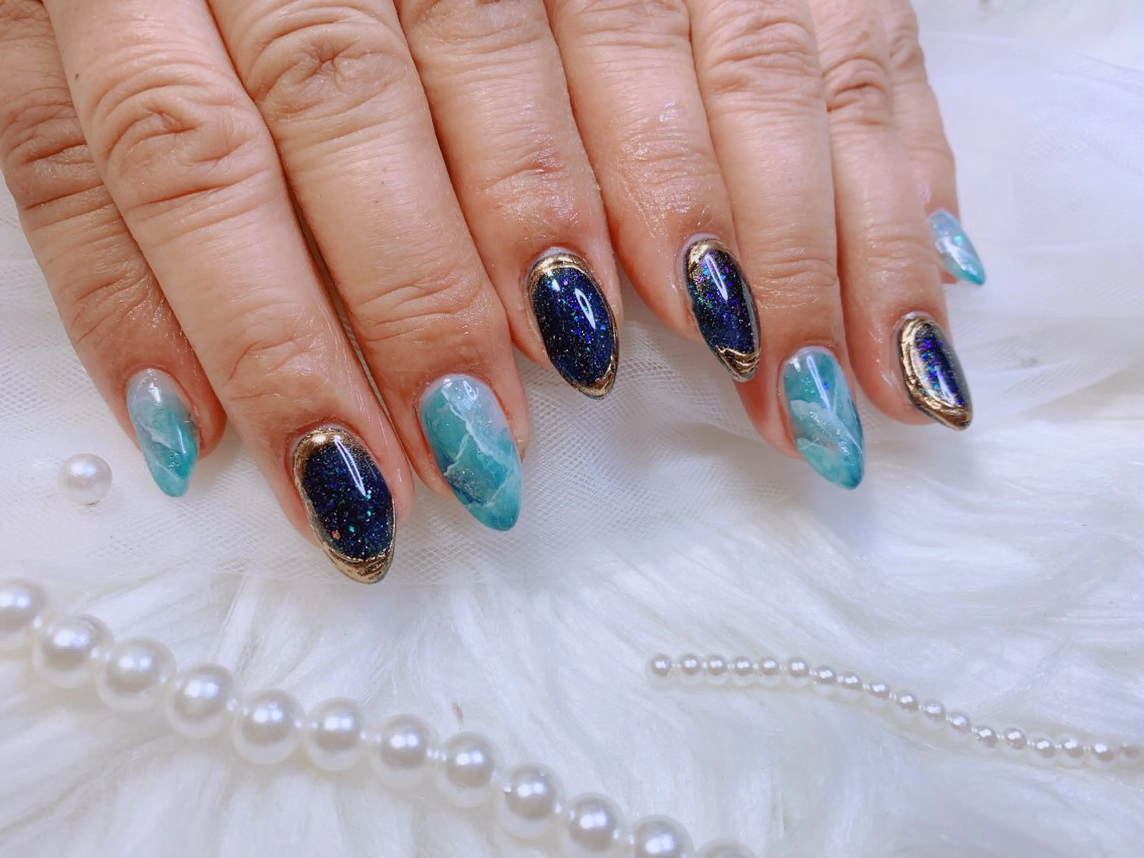 ネイル ミラーネイル 高島 夏海のネイルデザイン