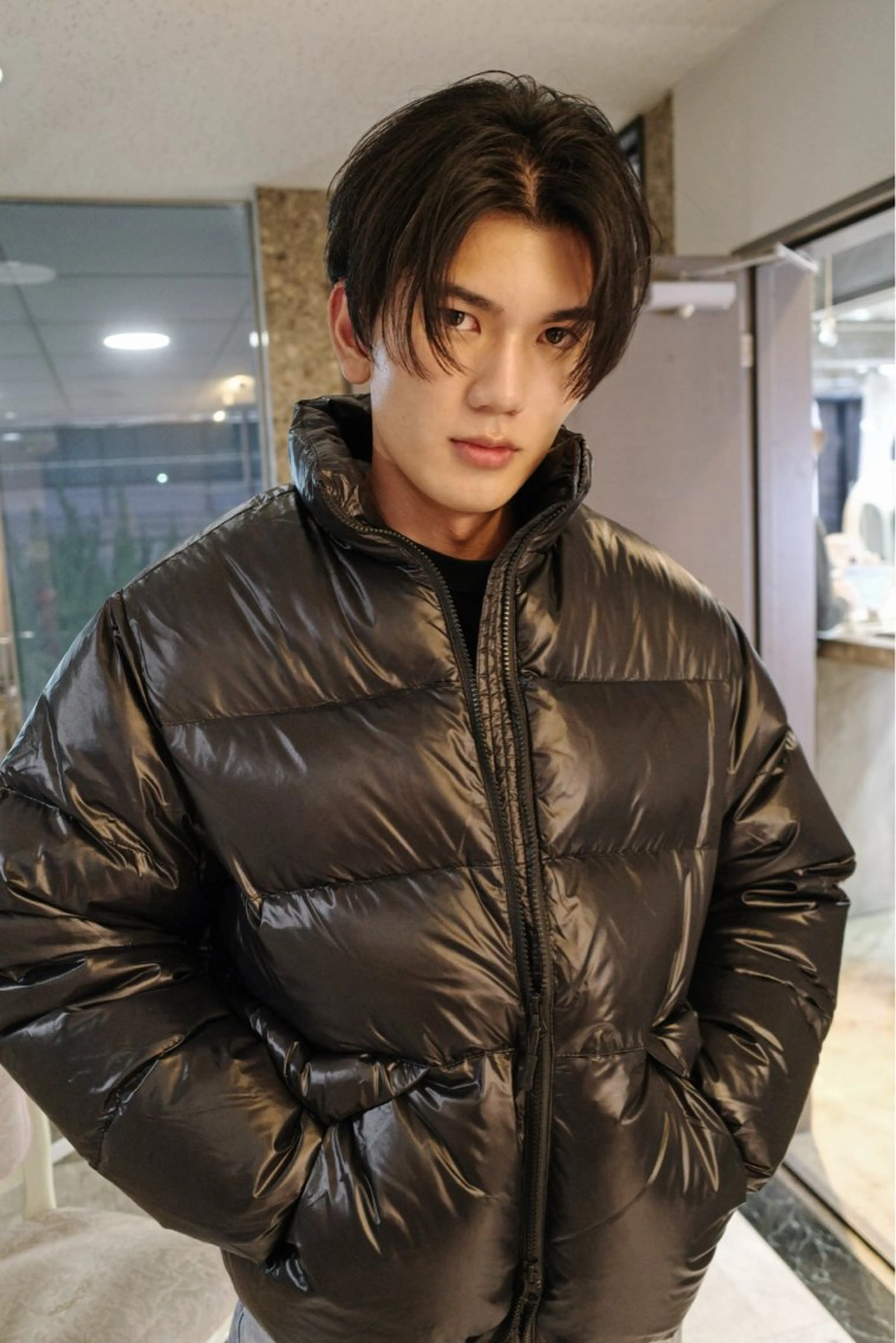 メンズ センターパート カット Pia hair design所属・【Pia】 セナ/ハイトーンのヘアスタイル