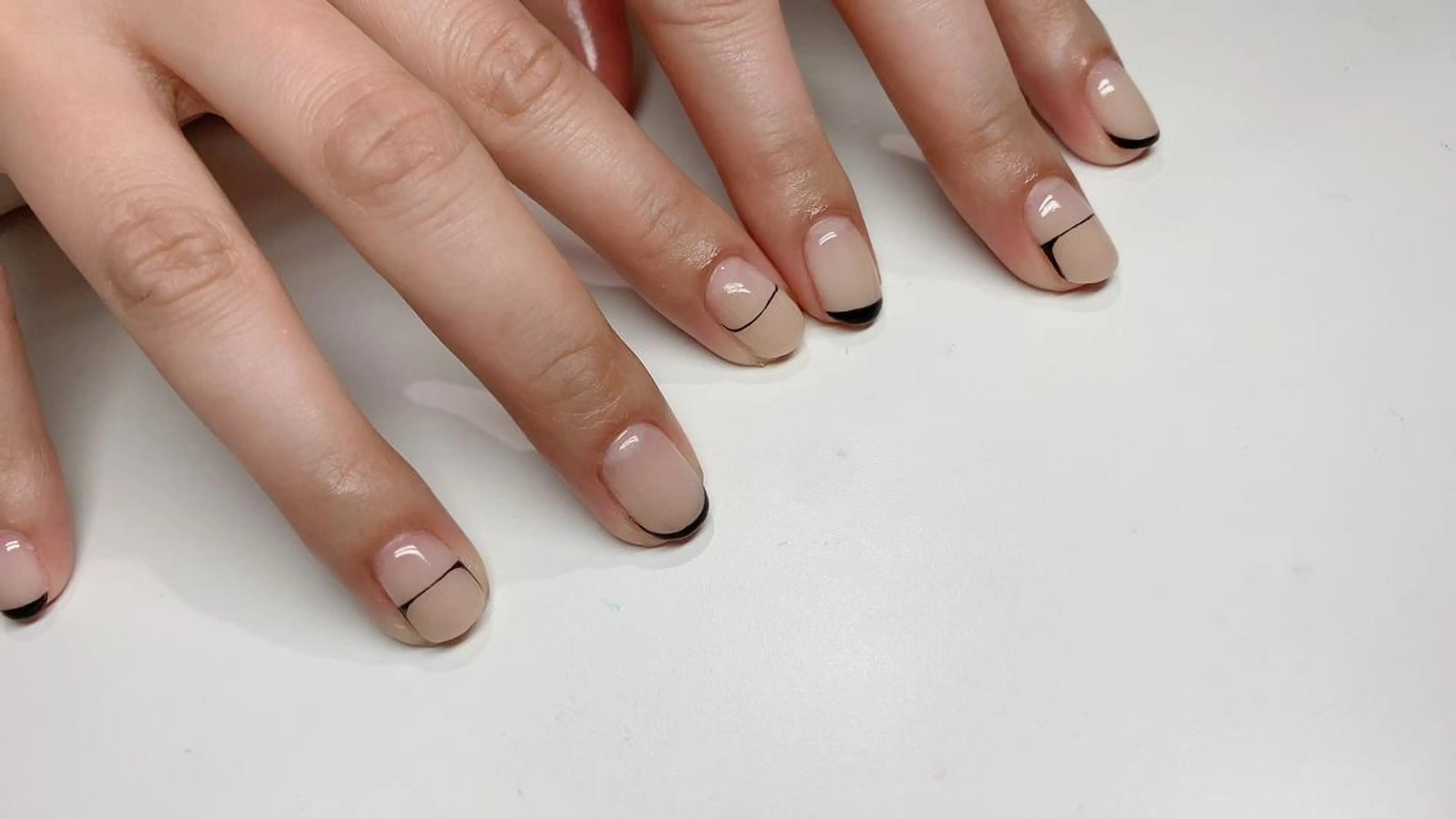 【初回】【期間限定】オフ込みハンドネイル、ニュアンスネイル持ち込み可能です☺︎の写真