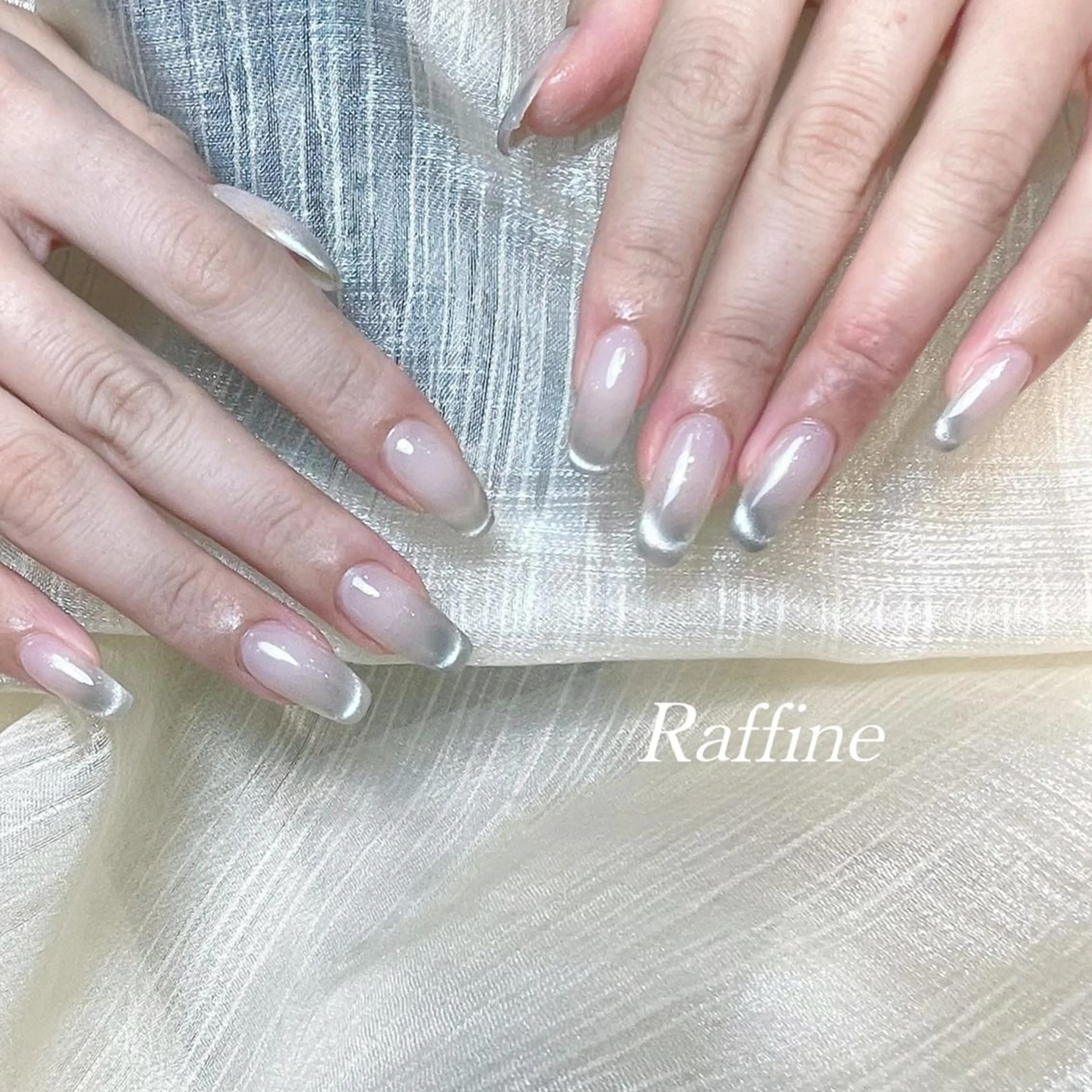 ネイル RAFFINE haru🦋🩵のネイルデザイン