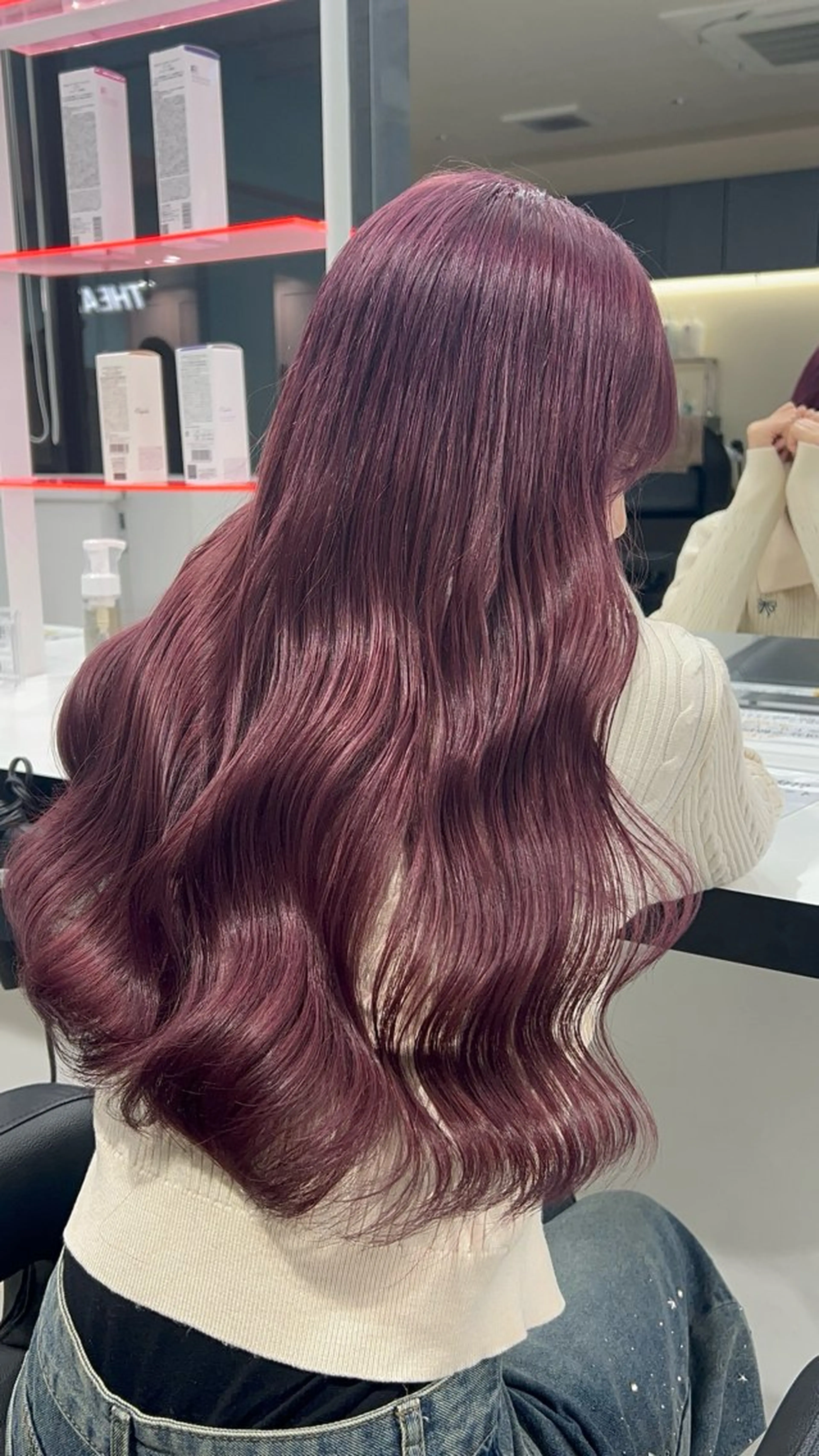 ロング カラー ヘアカラー トリートメント ヘッドスパ 履歴修正屋さん／ ブロンド／ホワイトのヘアスタイル