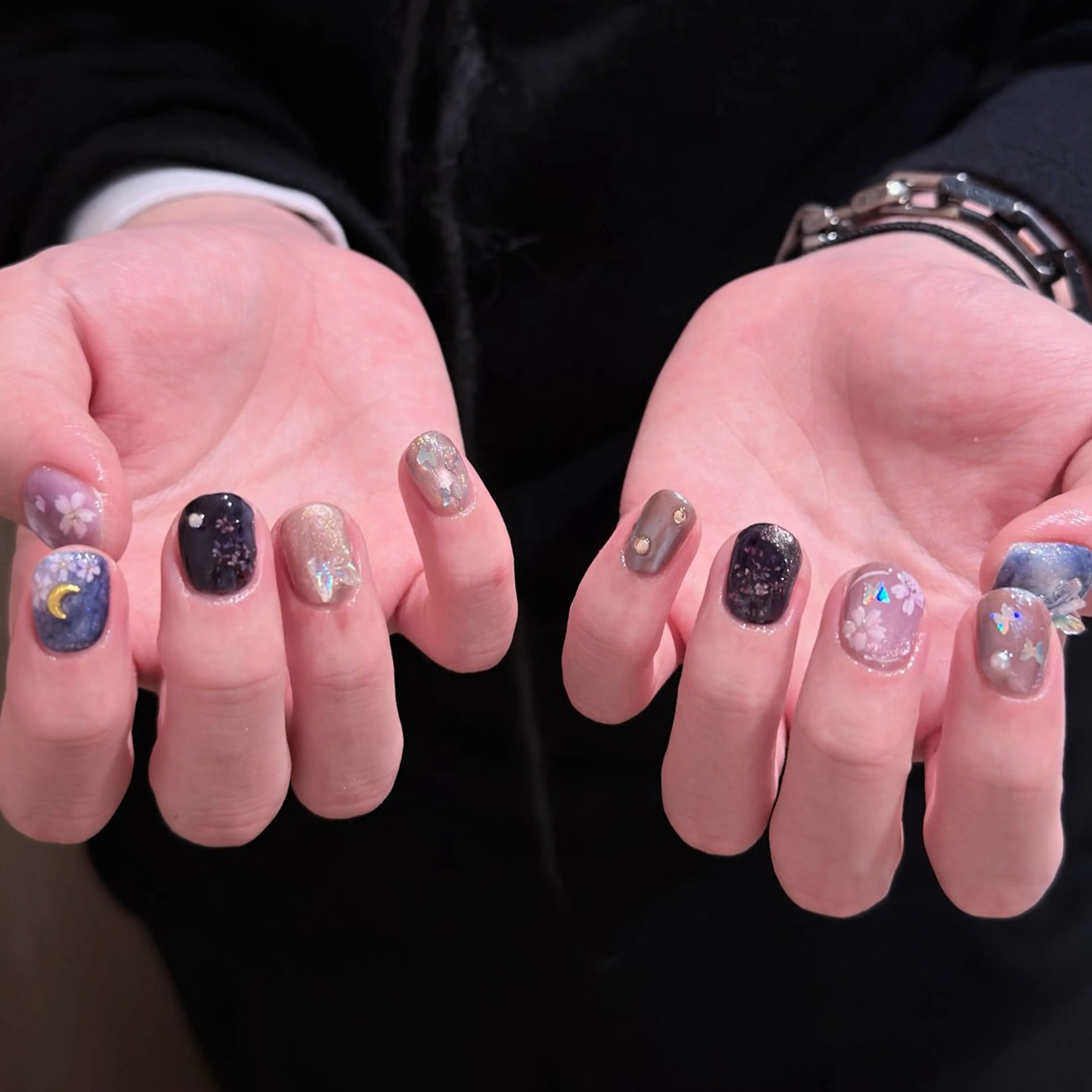 ネイル ハンドネイル 🎀 Hiyubi._.nail 🫧所属・🎀フェイ フェイ🫧💗のネイルデザイン