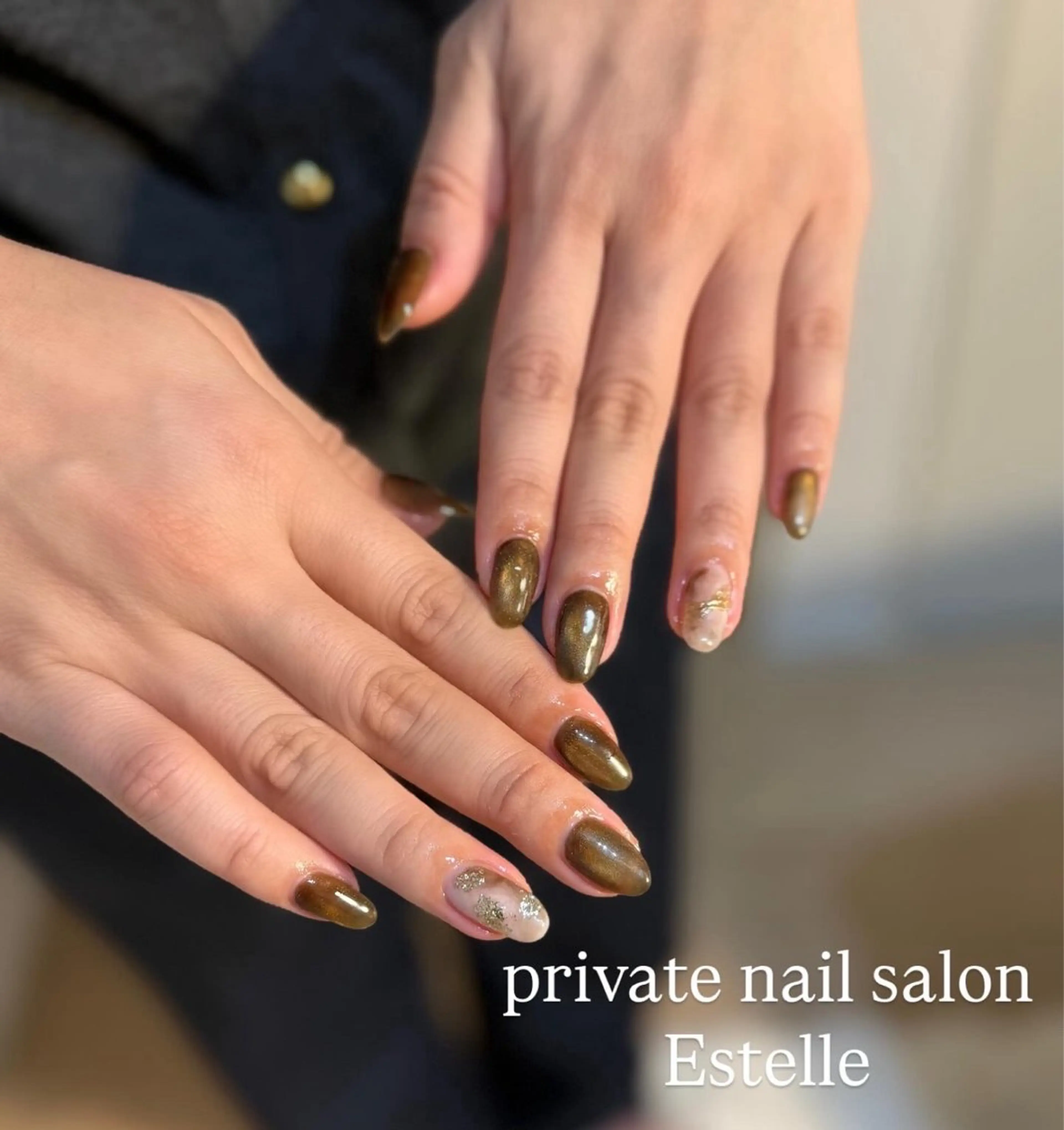 ネイル アートネイル ブラウン ゴールド ニュアンスネイル ハンドネイル nail salon Estelleのネイルデザイン