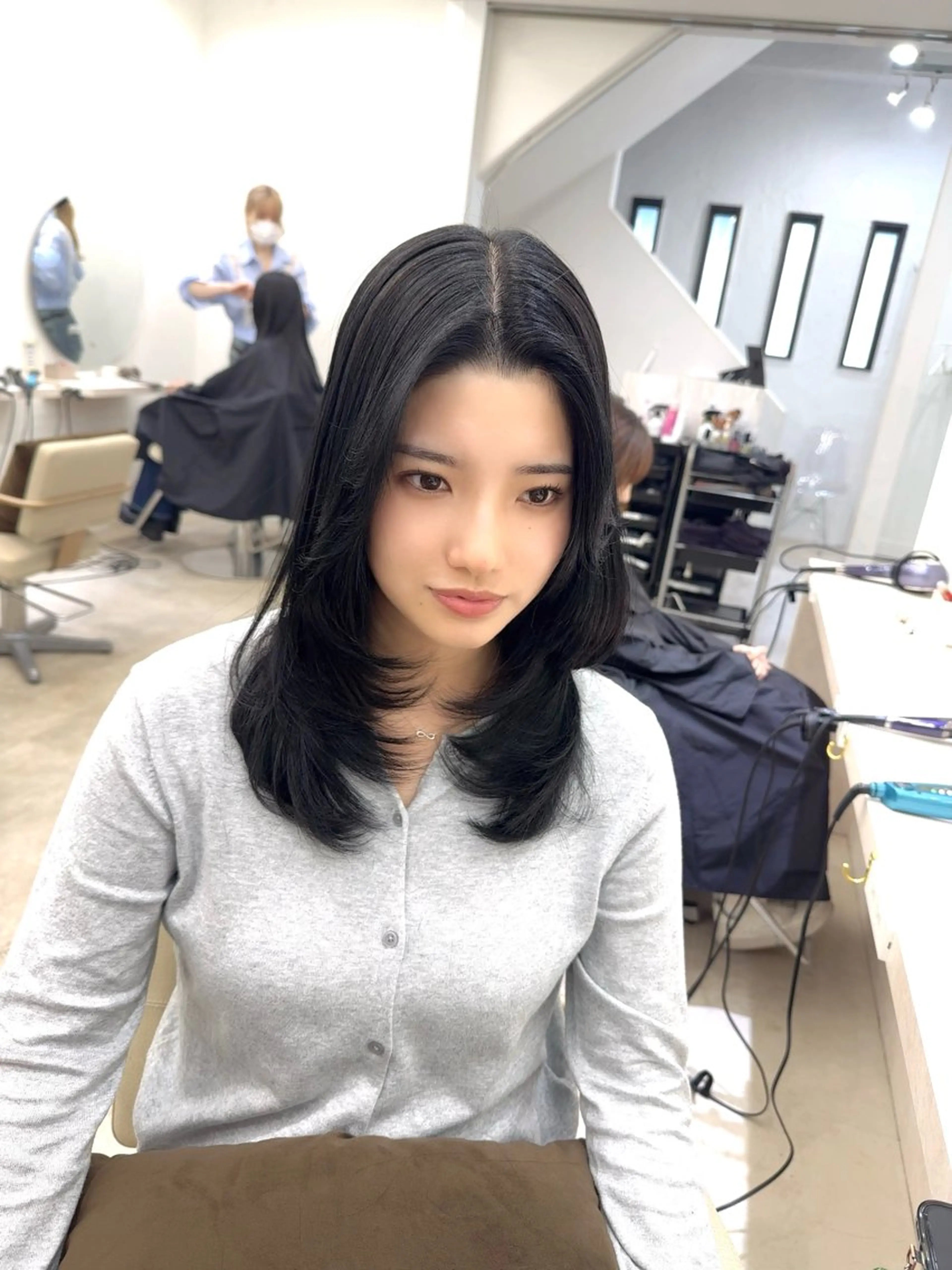 セミロング 顔まわりレイヤー レイヤーカット カット ヘアカラー トリートメント 韓国風cut/ 縮毛矯正/正岡幹康のヘアスタイル