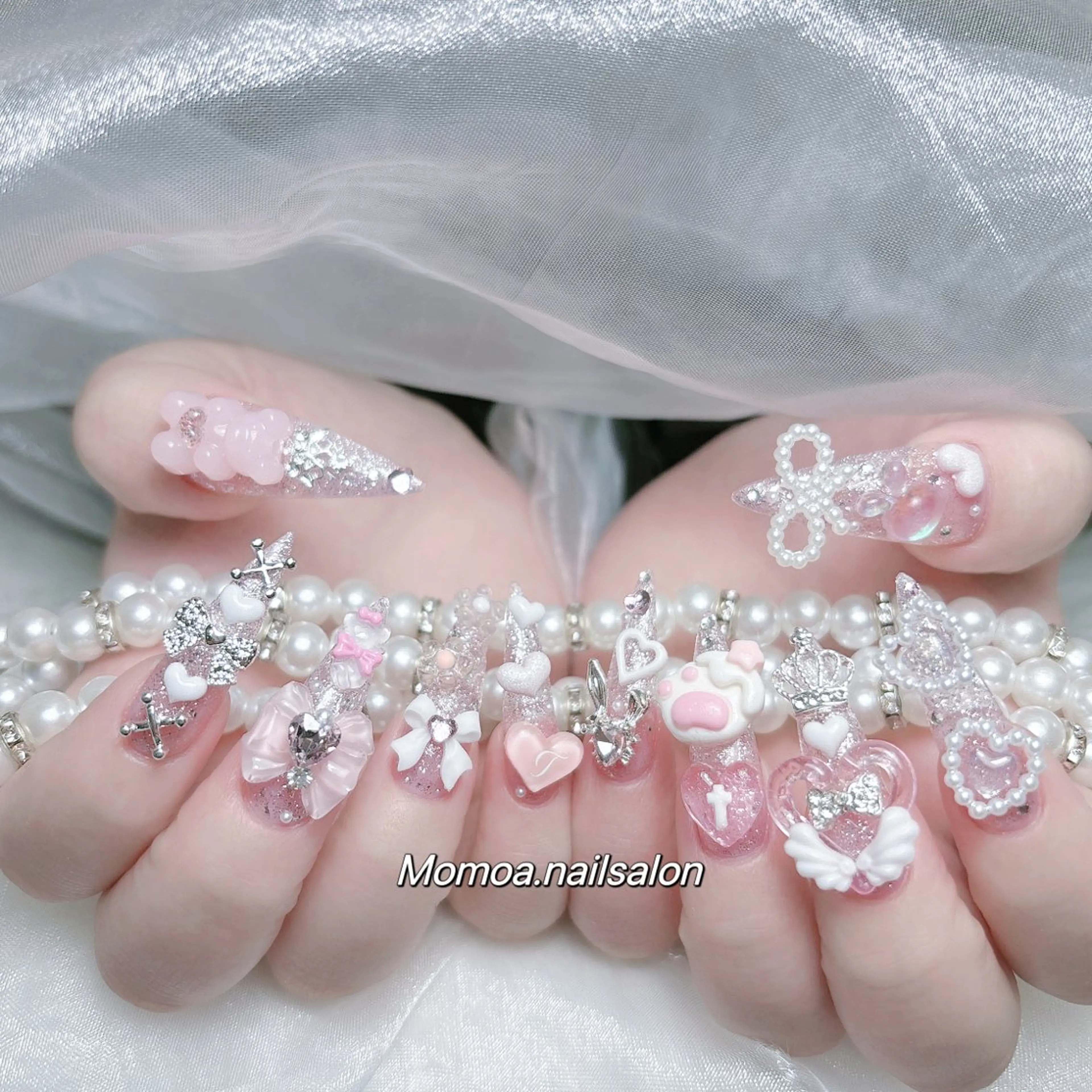 ネイル 成人式 ジェルネイル ロングネイル マグネットネイル ミディアムネイル ハンドネイル MoMoA Nail ネイル長さ出し専門店のネイルデザイン