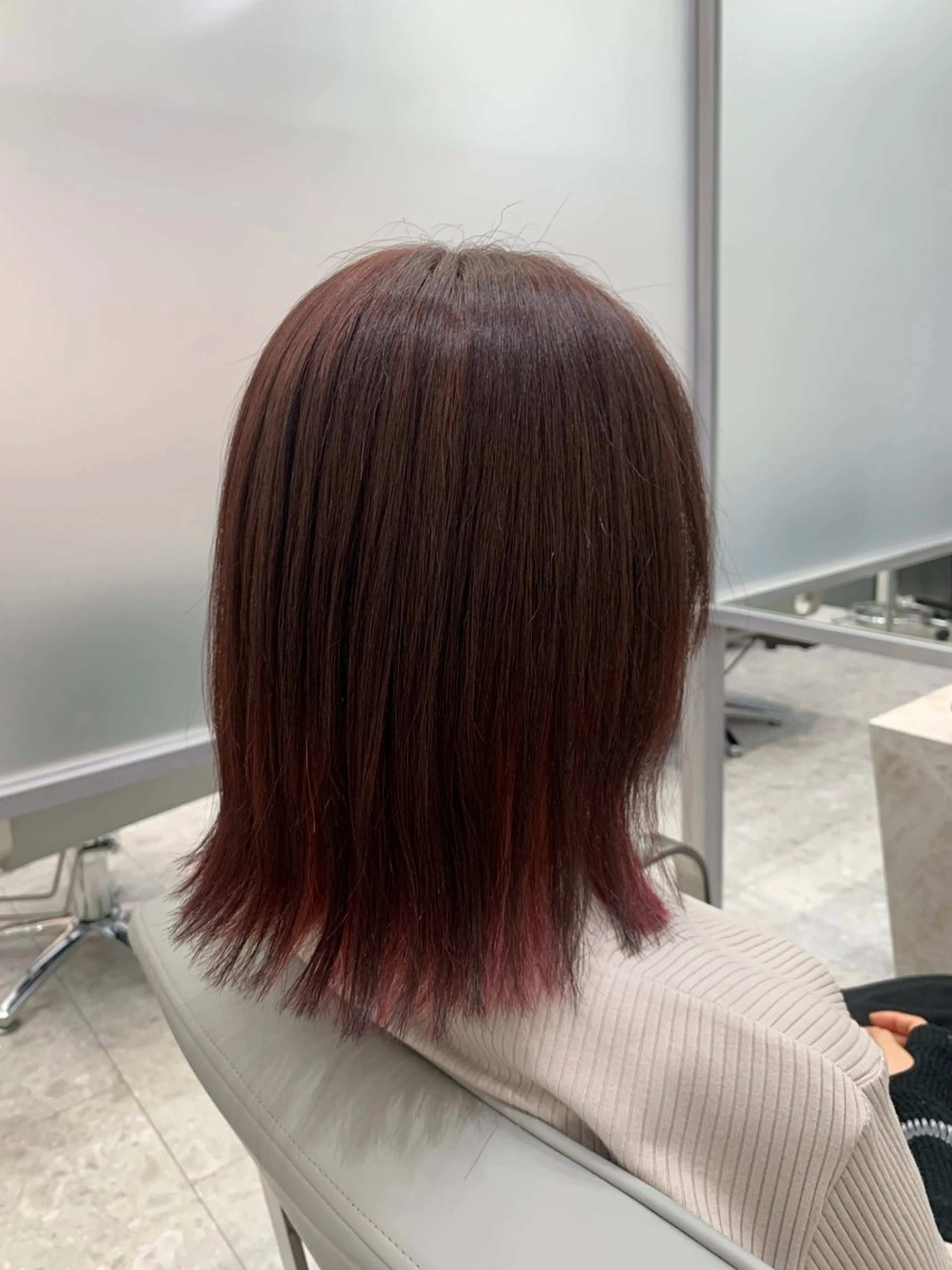 ミディアム ボブ くびれヘア エクステ 顔周りカット ハイライト ヘアカラー 大人ヘア✨髪質改善 ✨ショート＊今泉のヘアスタイル