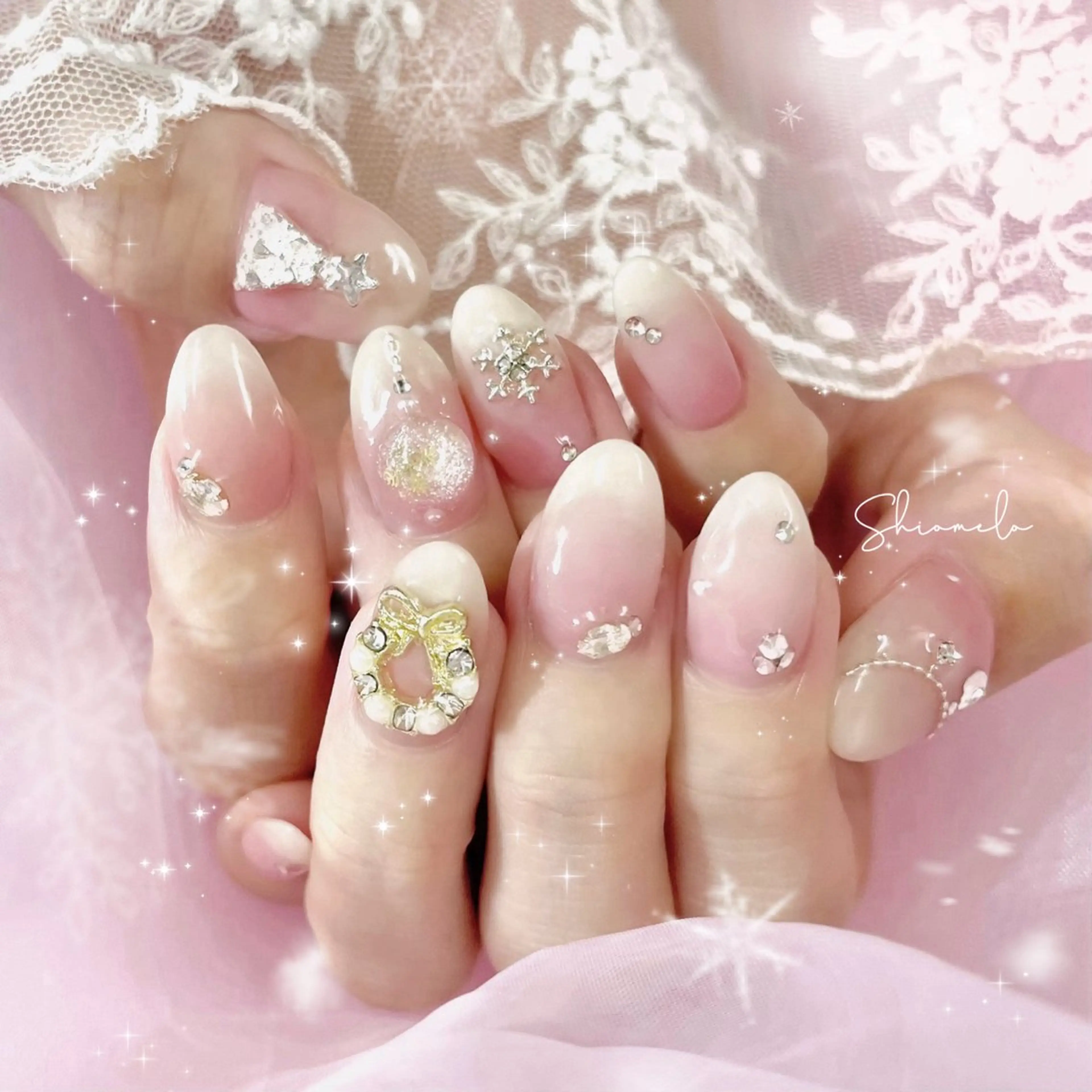 ネイル ガーリー 韓国ネイル 冬ネイル クリスマス Maison de l'Angeのネイルデザイン