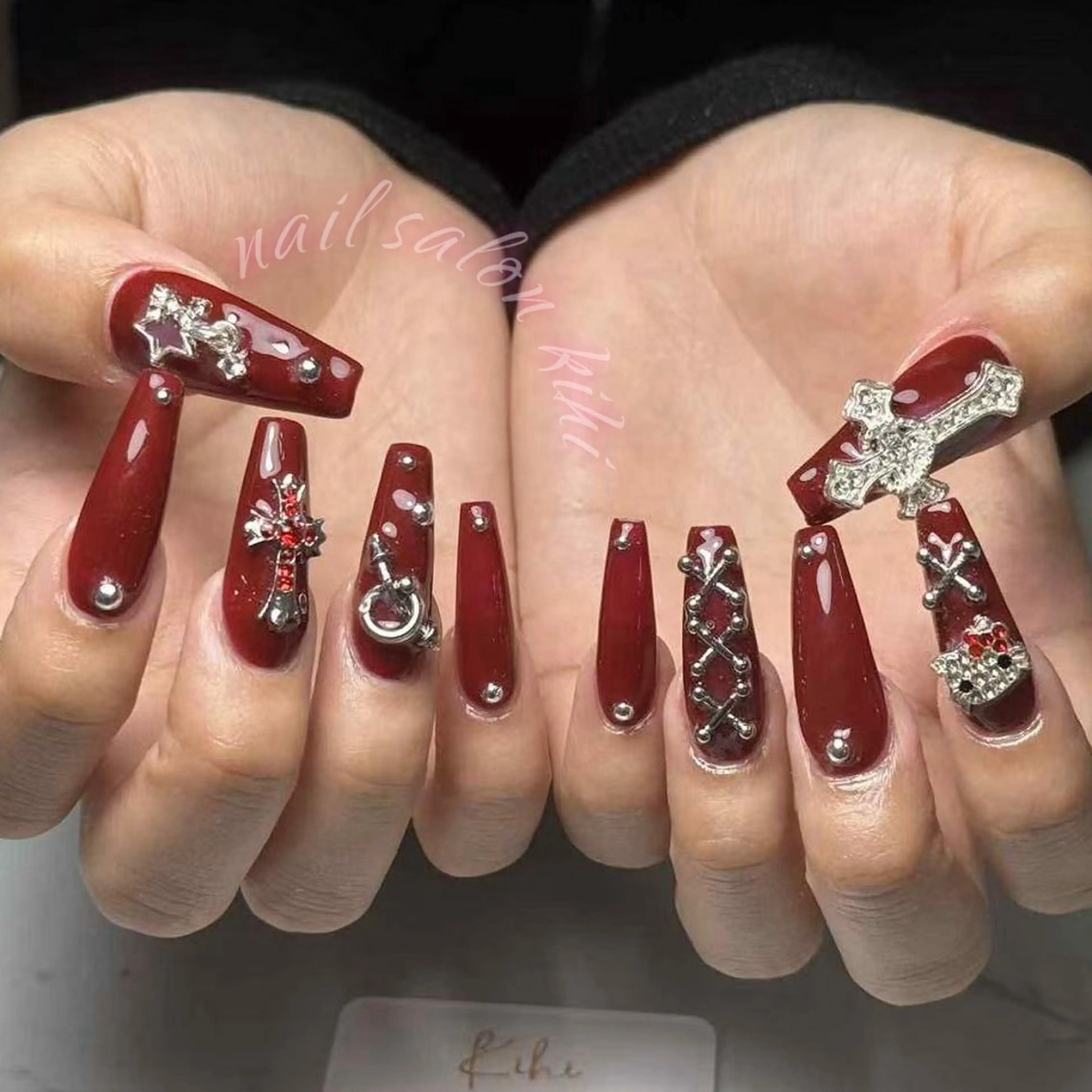 【ソフトジェル付き替えオフ無料】ワンカラー/ラメグラデーション　パツつけ放題の写真